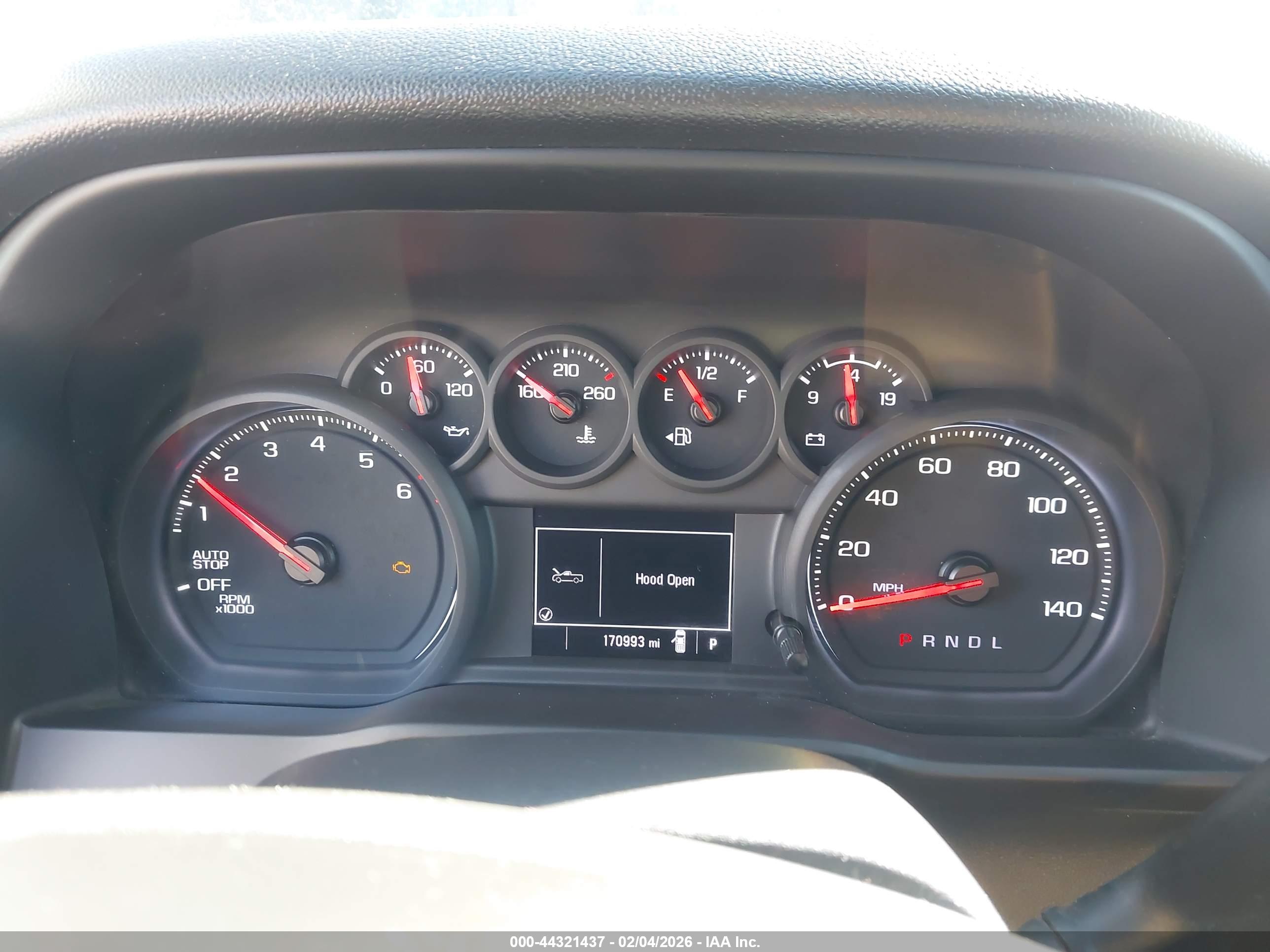 CHEVROLET SILVERADO image 7