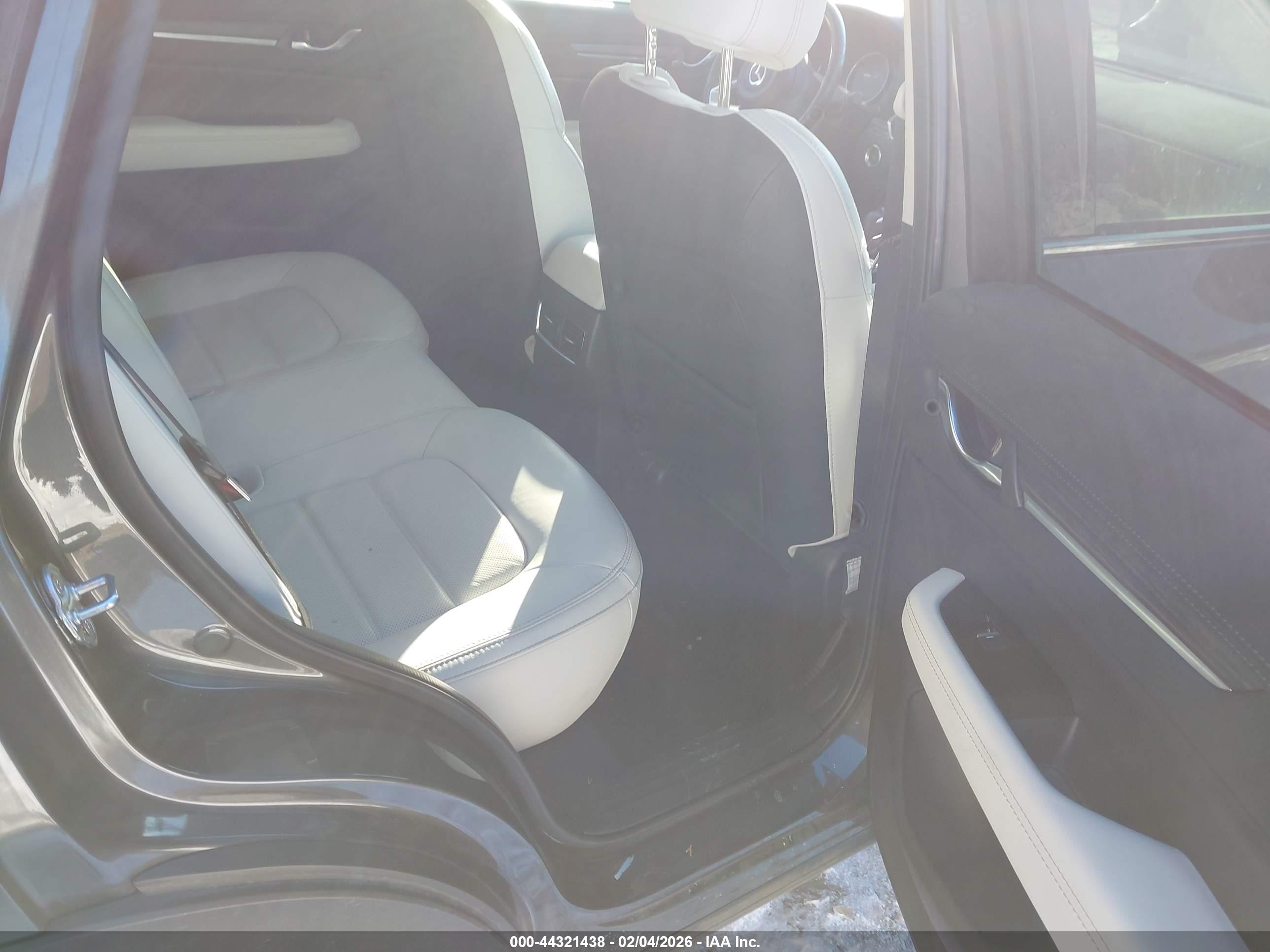 MAZDA CX-5 image 8