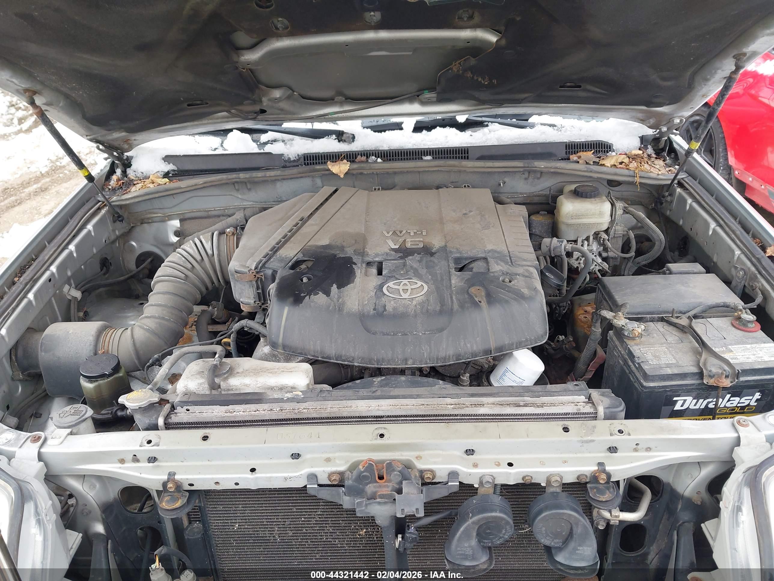 TOYOTA 4RUNNER image 10