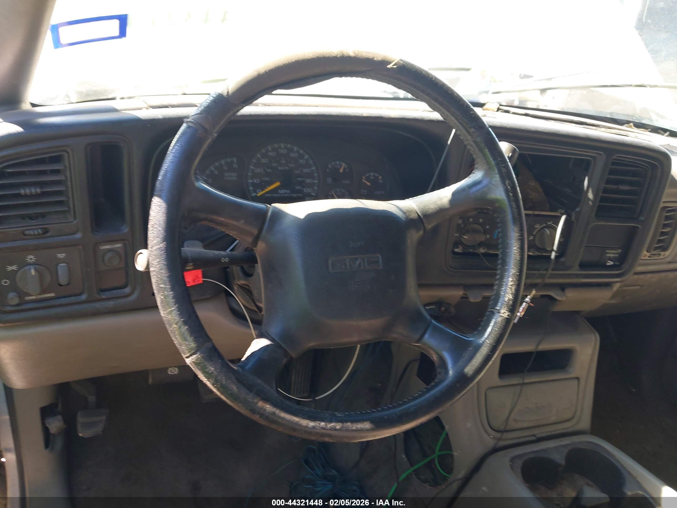 GMC SIERRA image 7