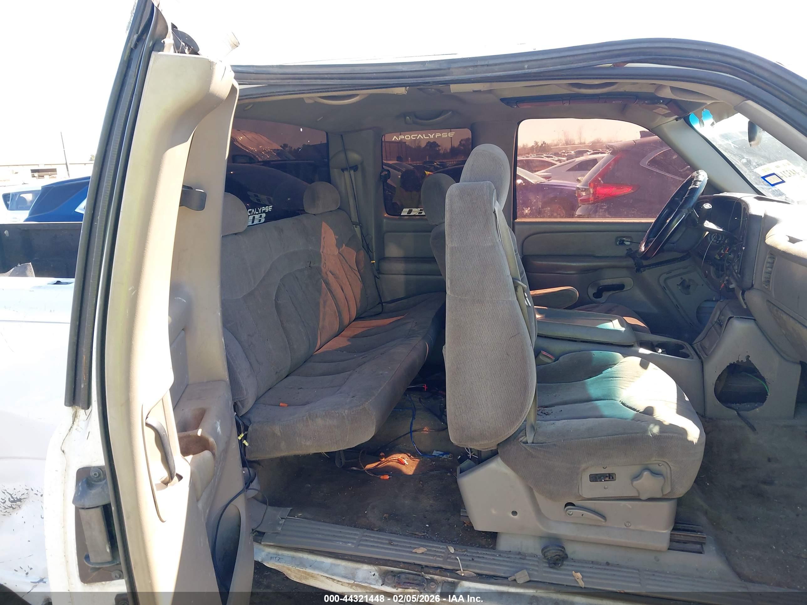 GMC SIERRA image 8