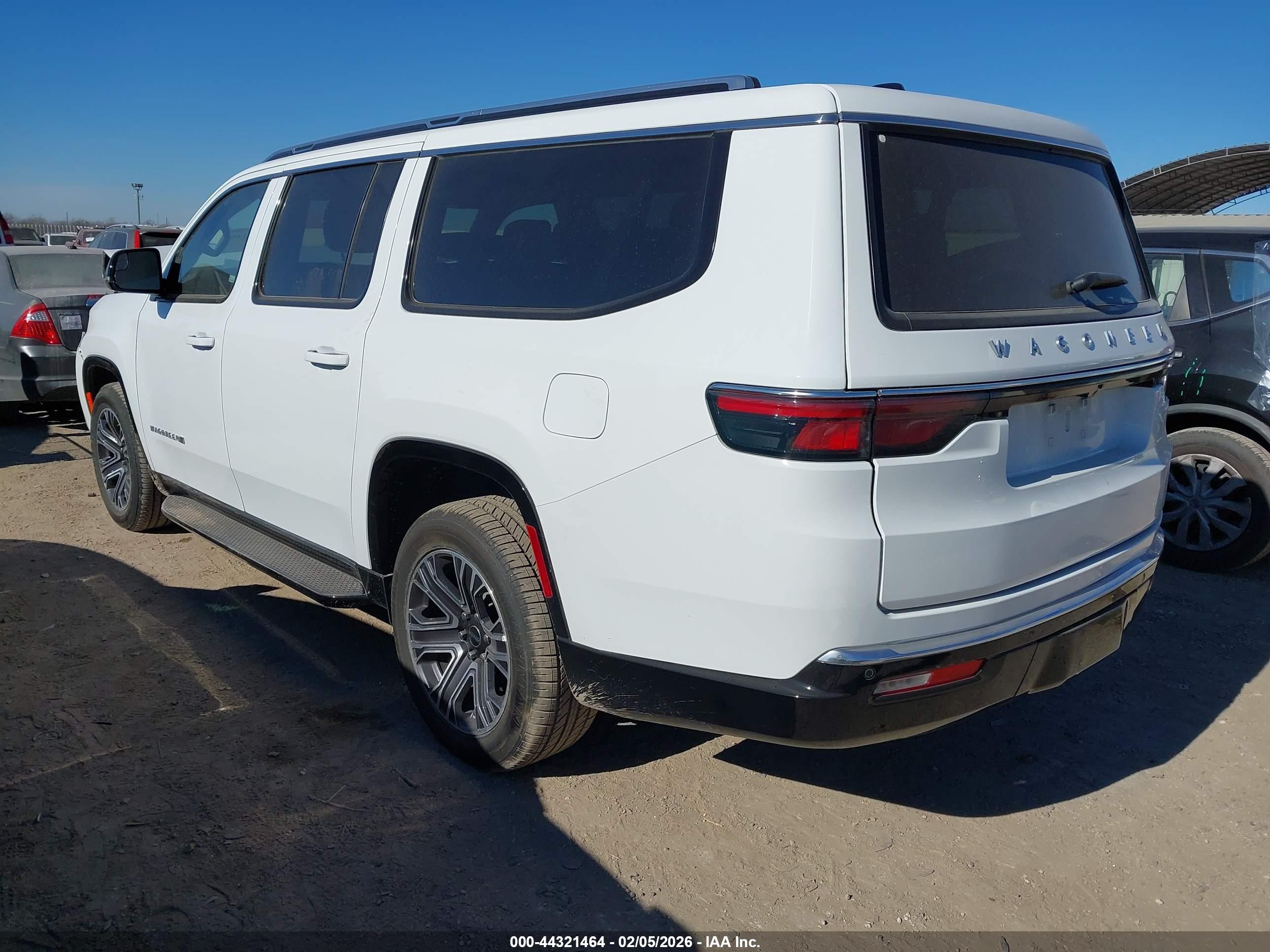 JEEP WAGONEER image 3