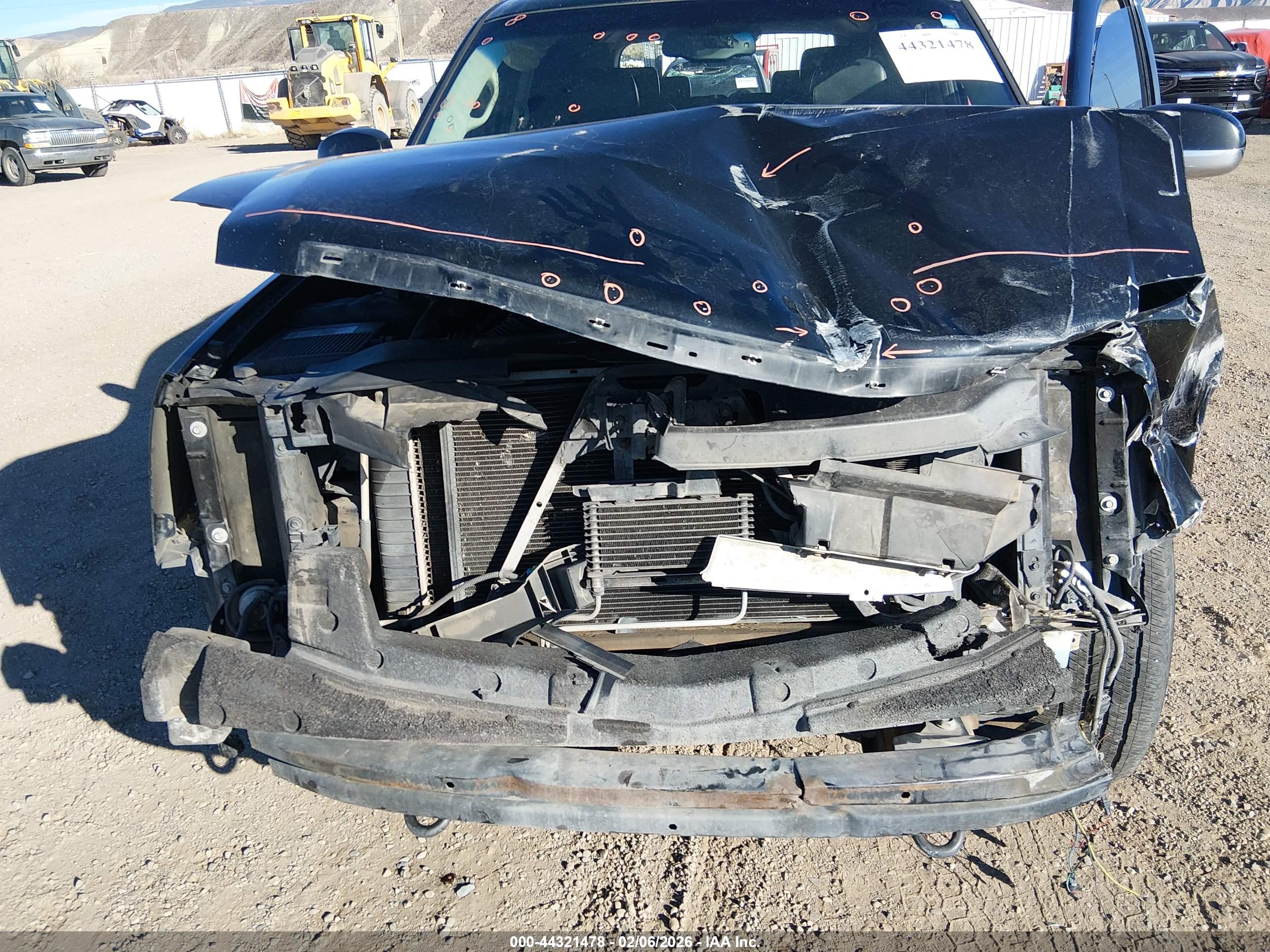 CADILLAC ESCALADE image 6