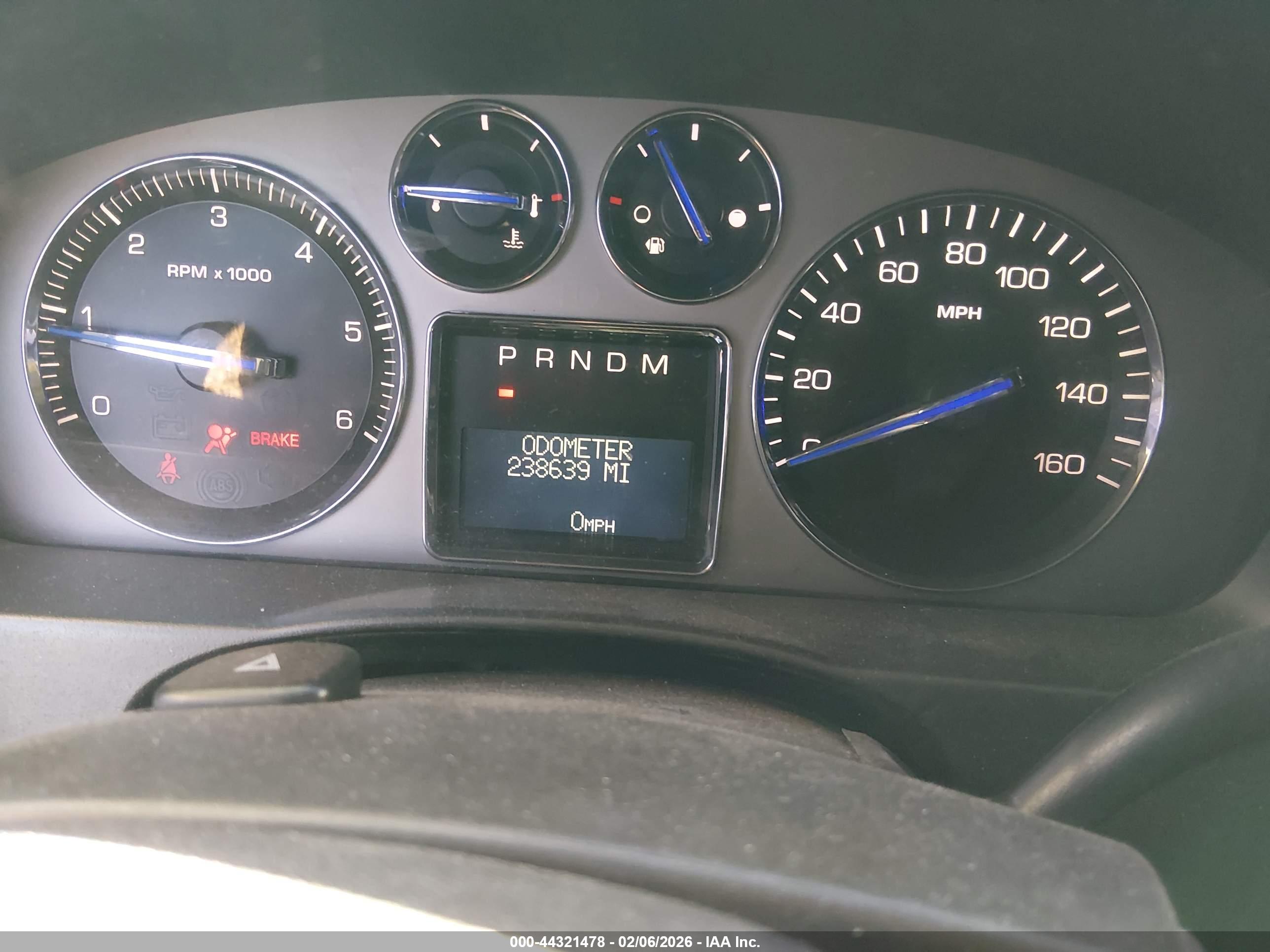 CADILLAC ESCALADE image 7