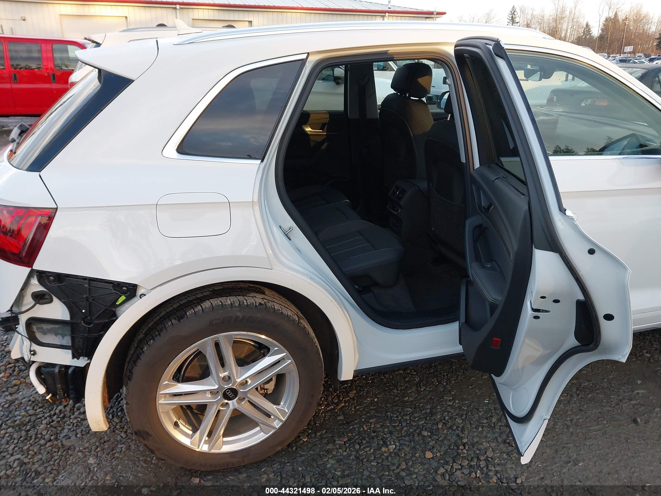 AUDI Q5 image 8