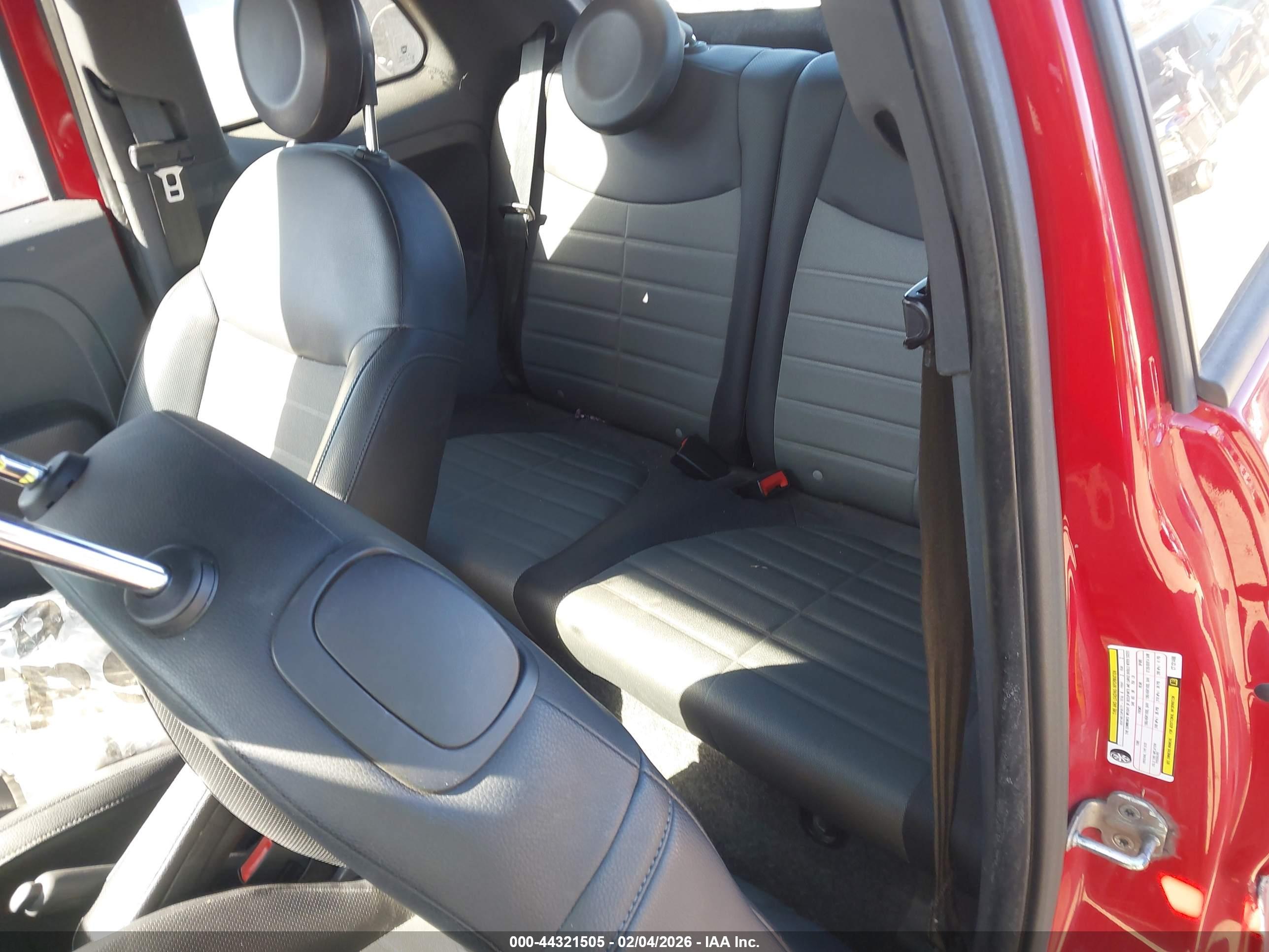 FIAT 500 image 8