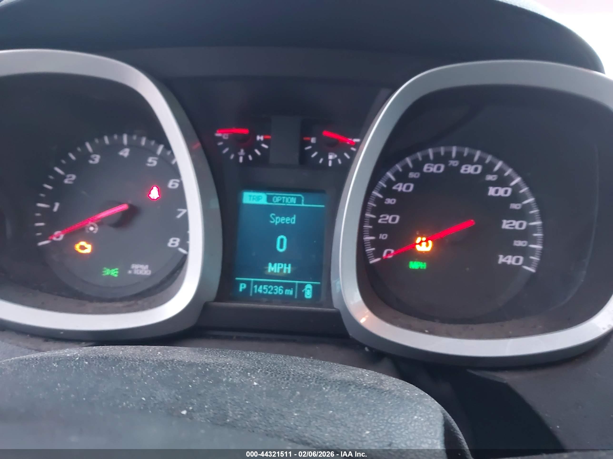 CHEVROLET EQUINOX image 7