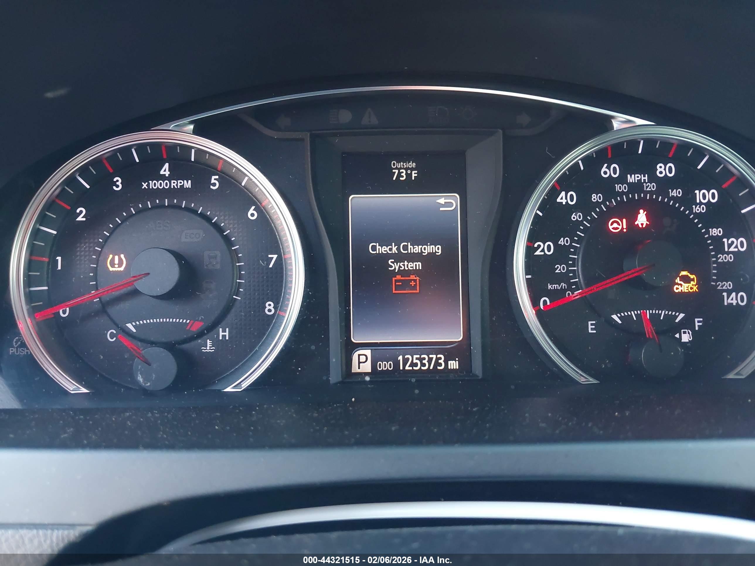 TOYOTA CAMRY image 7