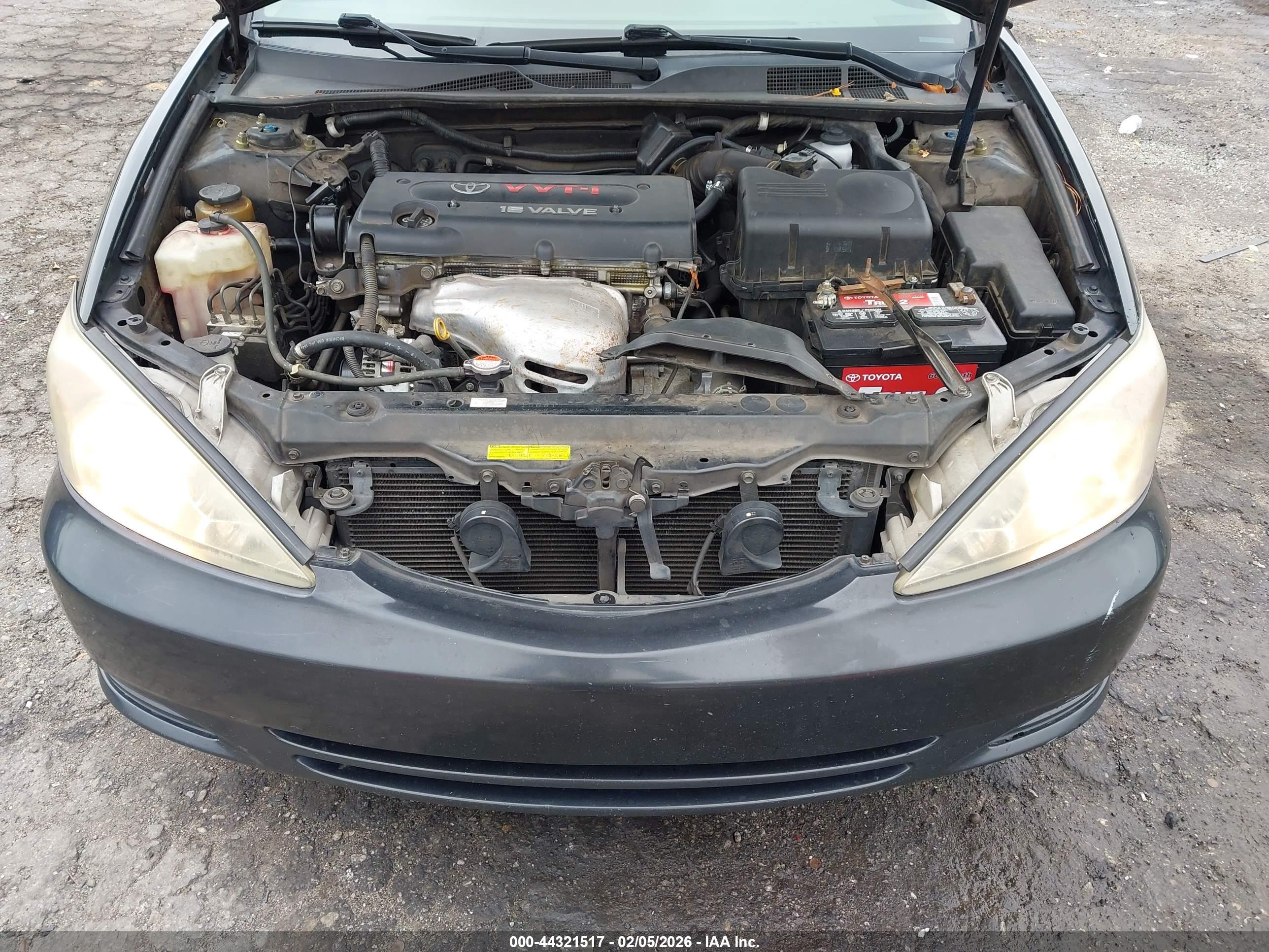 TOYOTA CAMRY image 10
