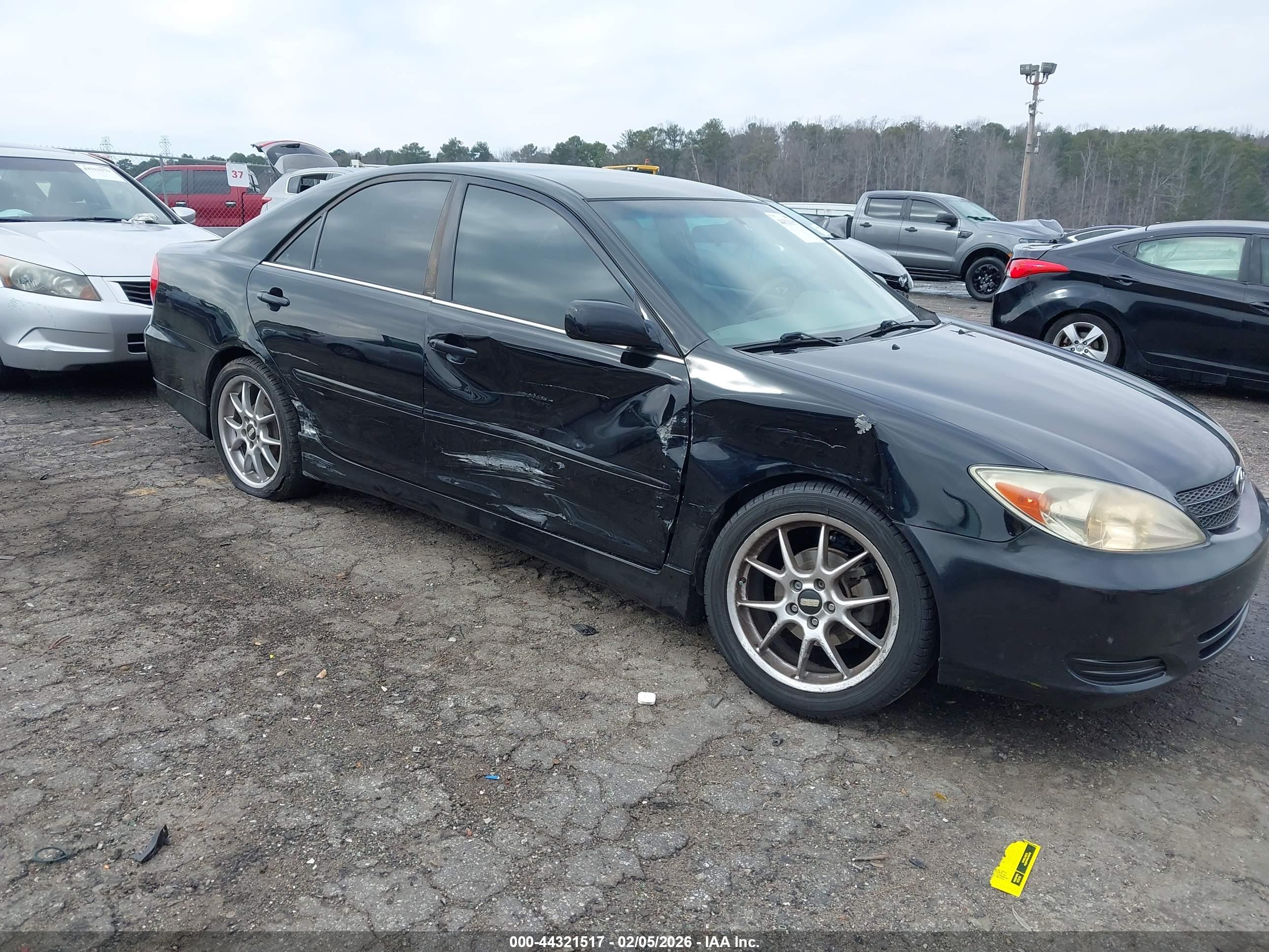 TOYOTA CAMRY image 6