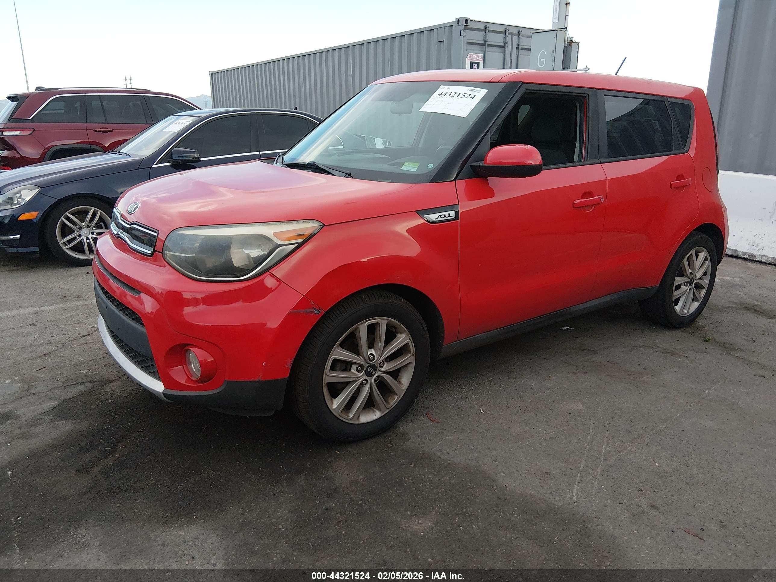 KIA SOUL image 2