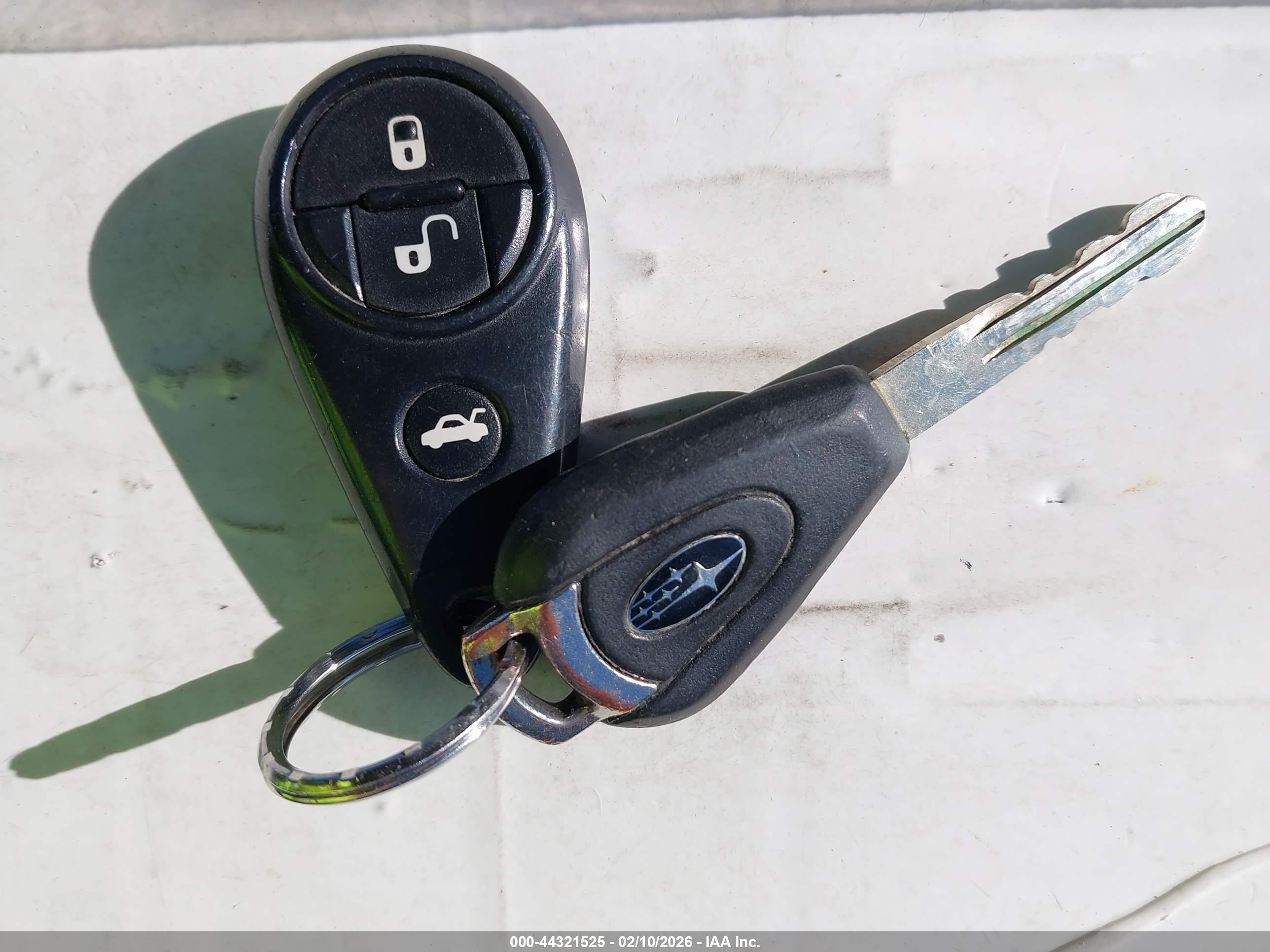 SUBARU B9 image 11