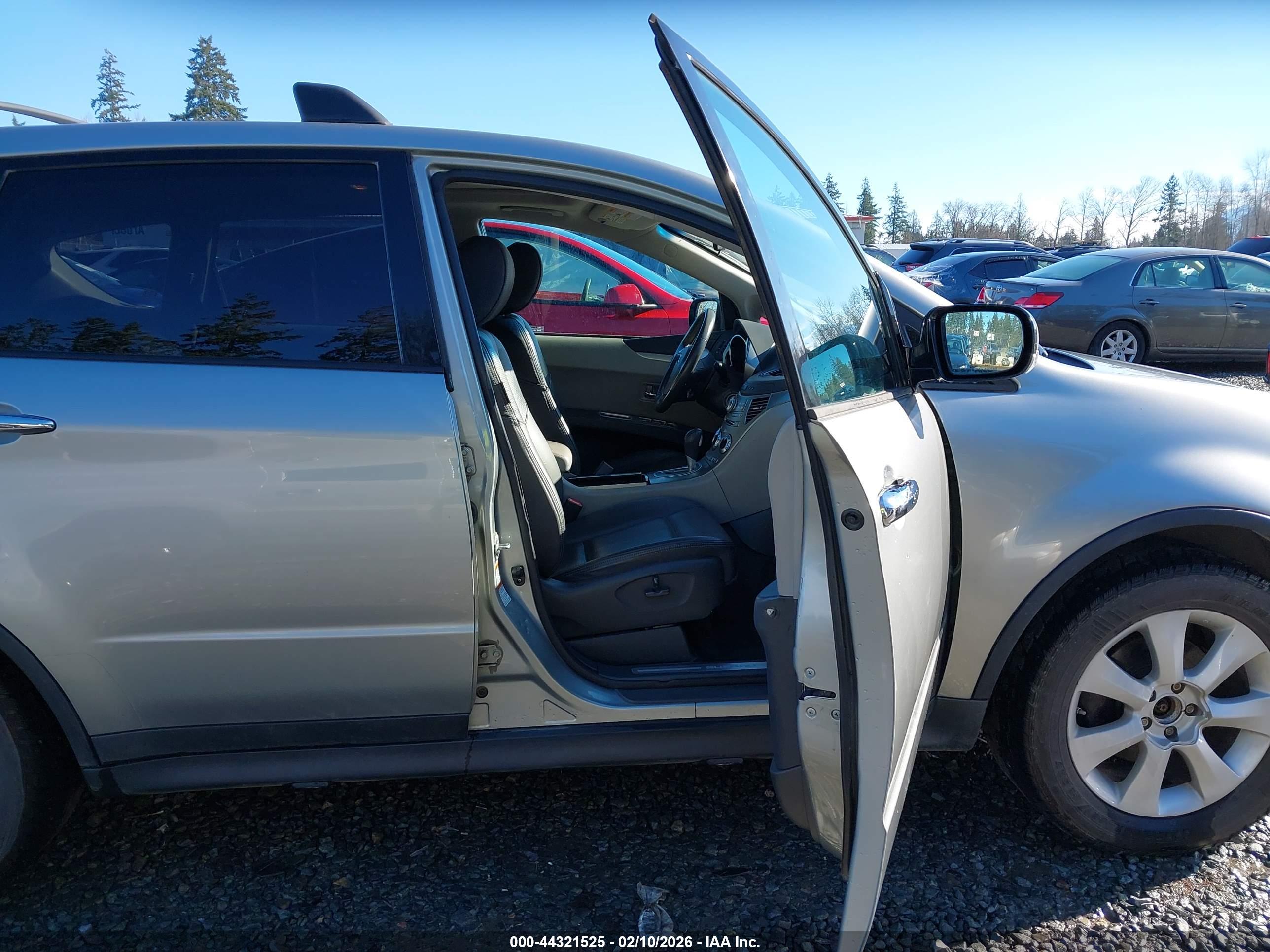 SUBARU B9 image 5