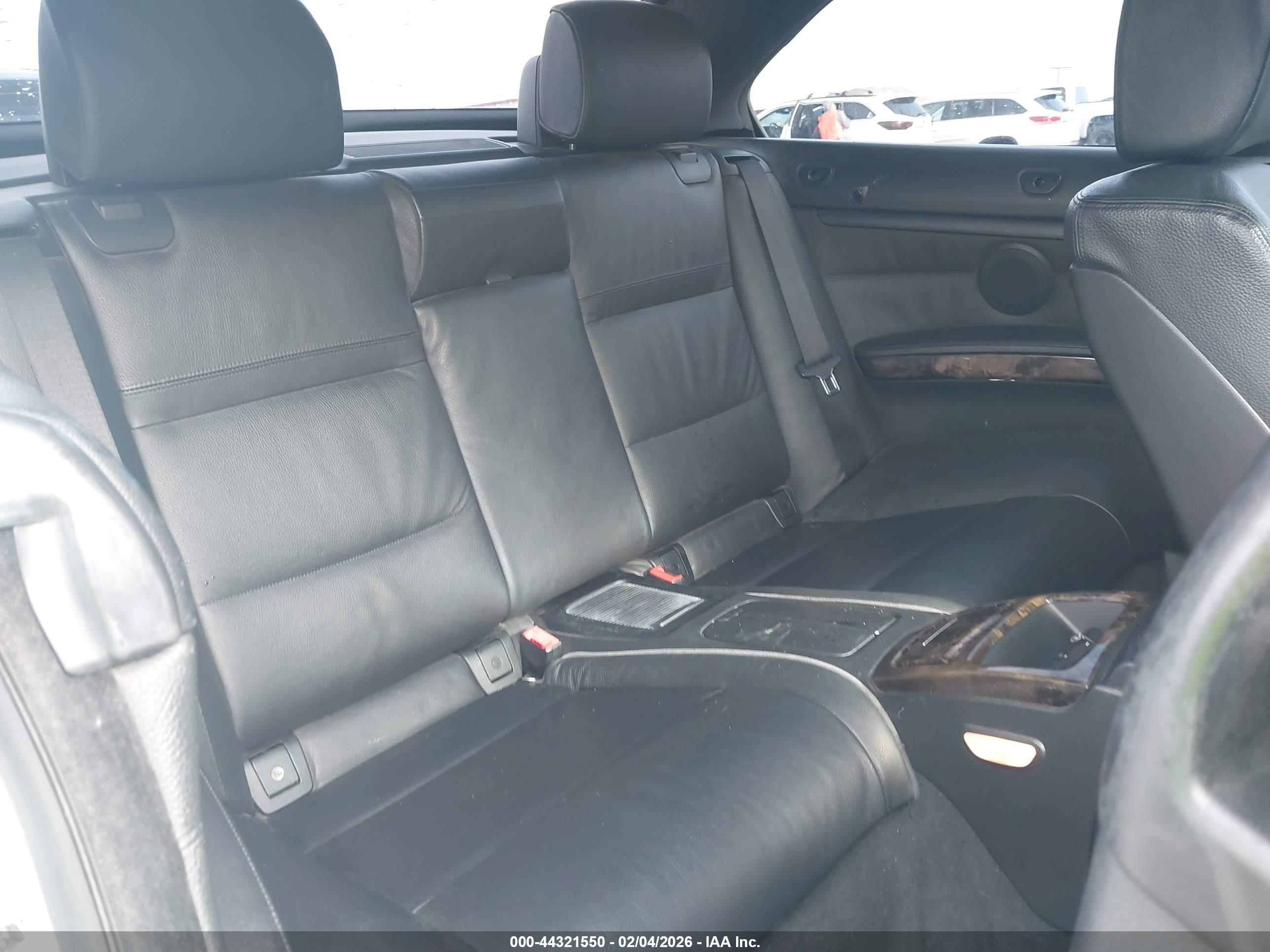 BMW 328I image 8