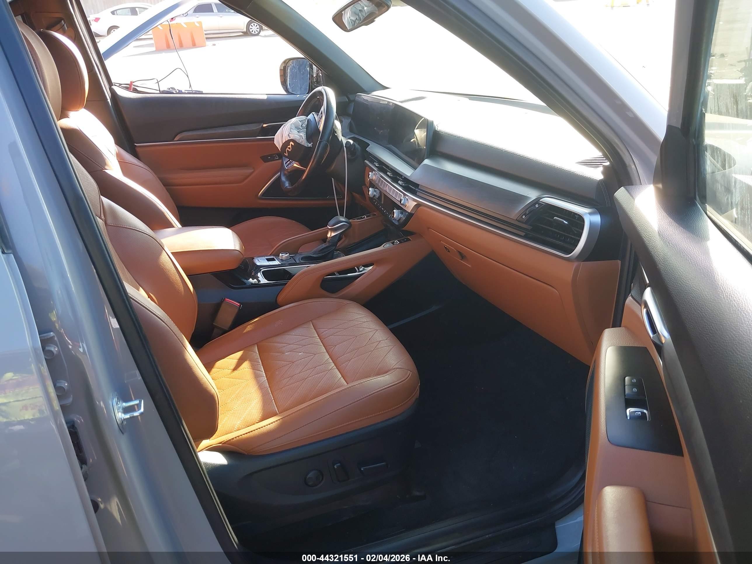 KIA TELLURIDE image 5