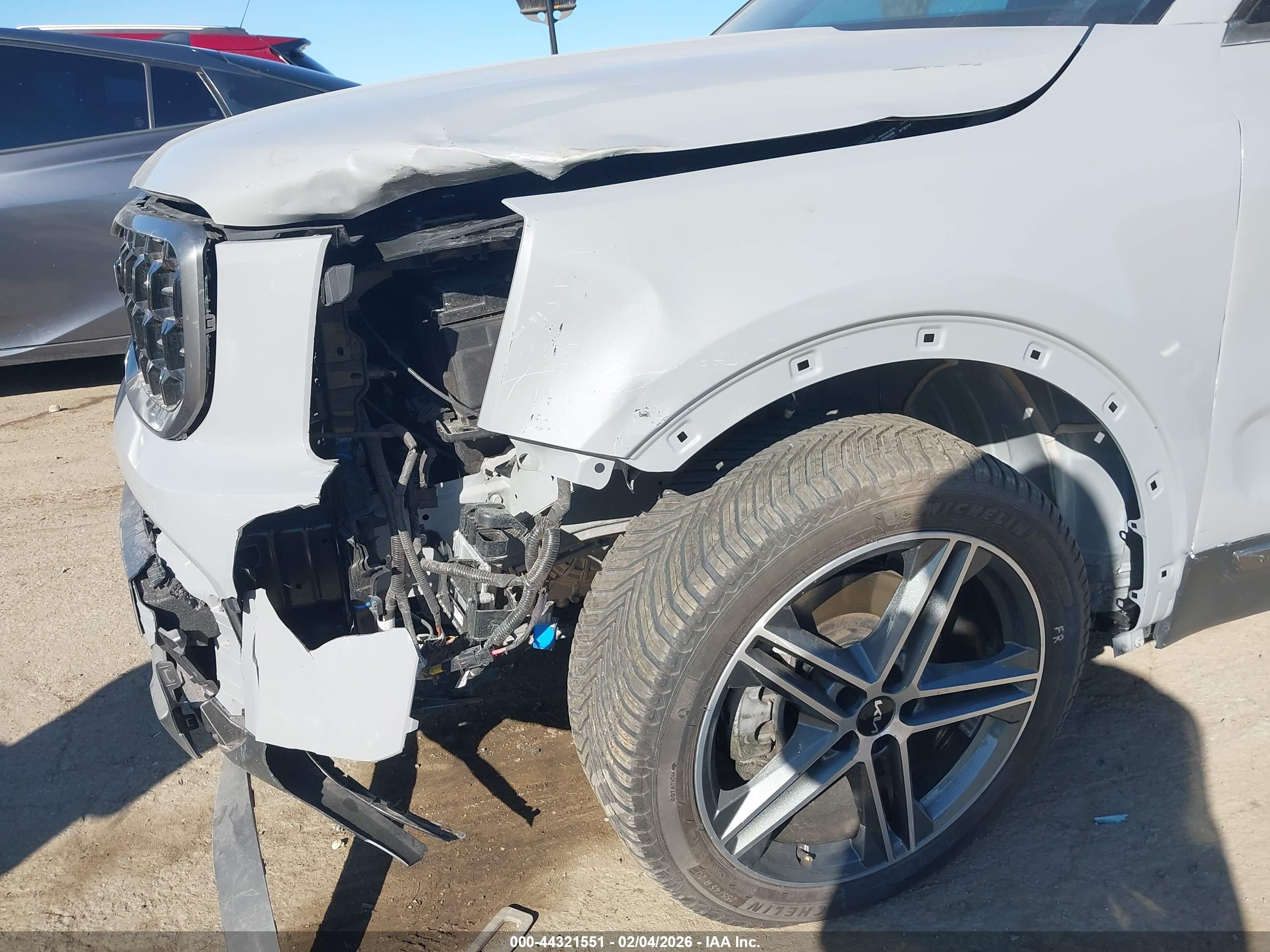 KIA TELLURIDE image 6