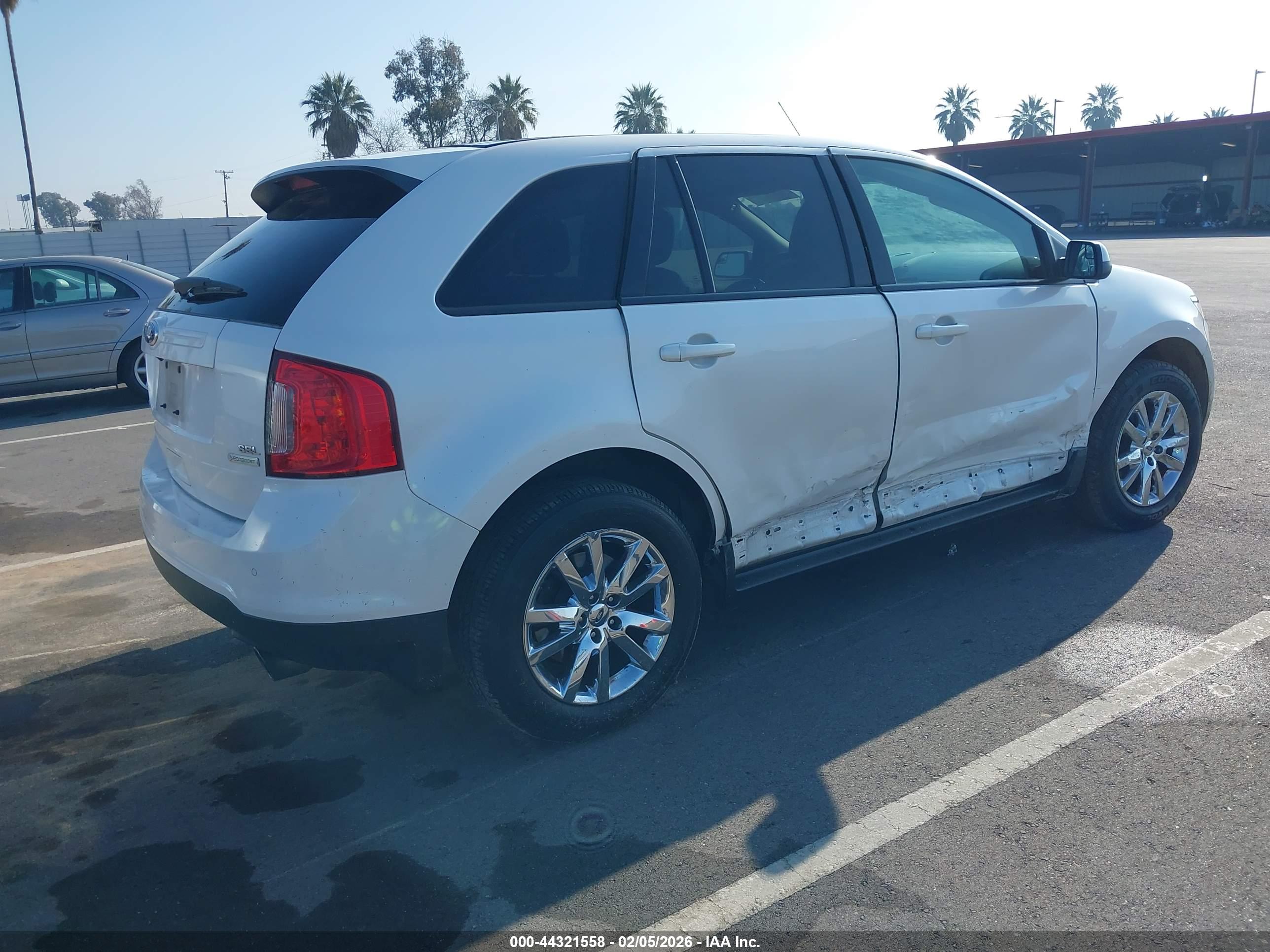FORD EDGE image 4