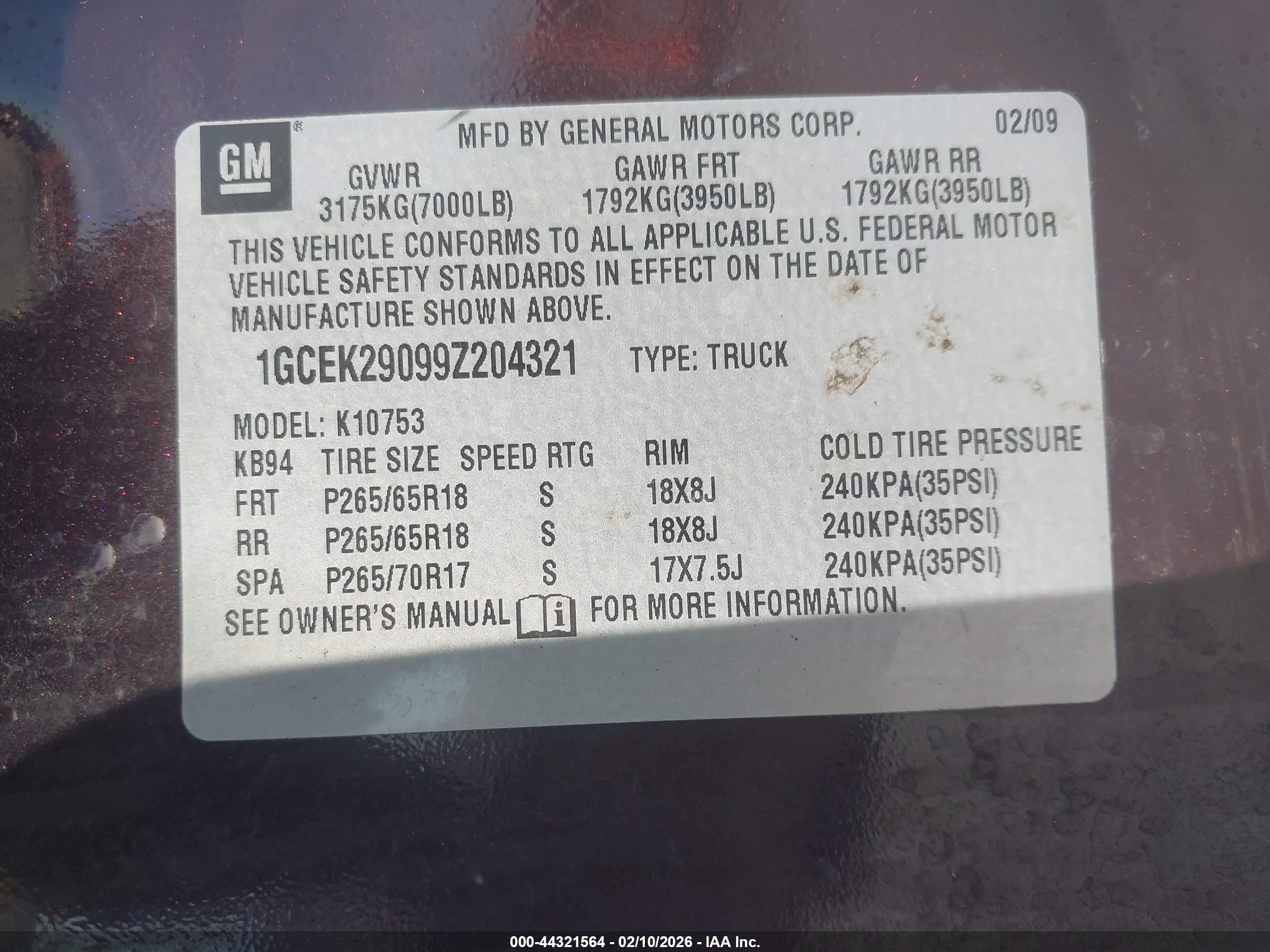 CHEVROLET SILVERADO image 9