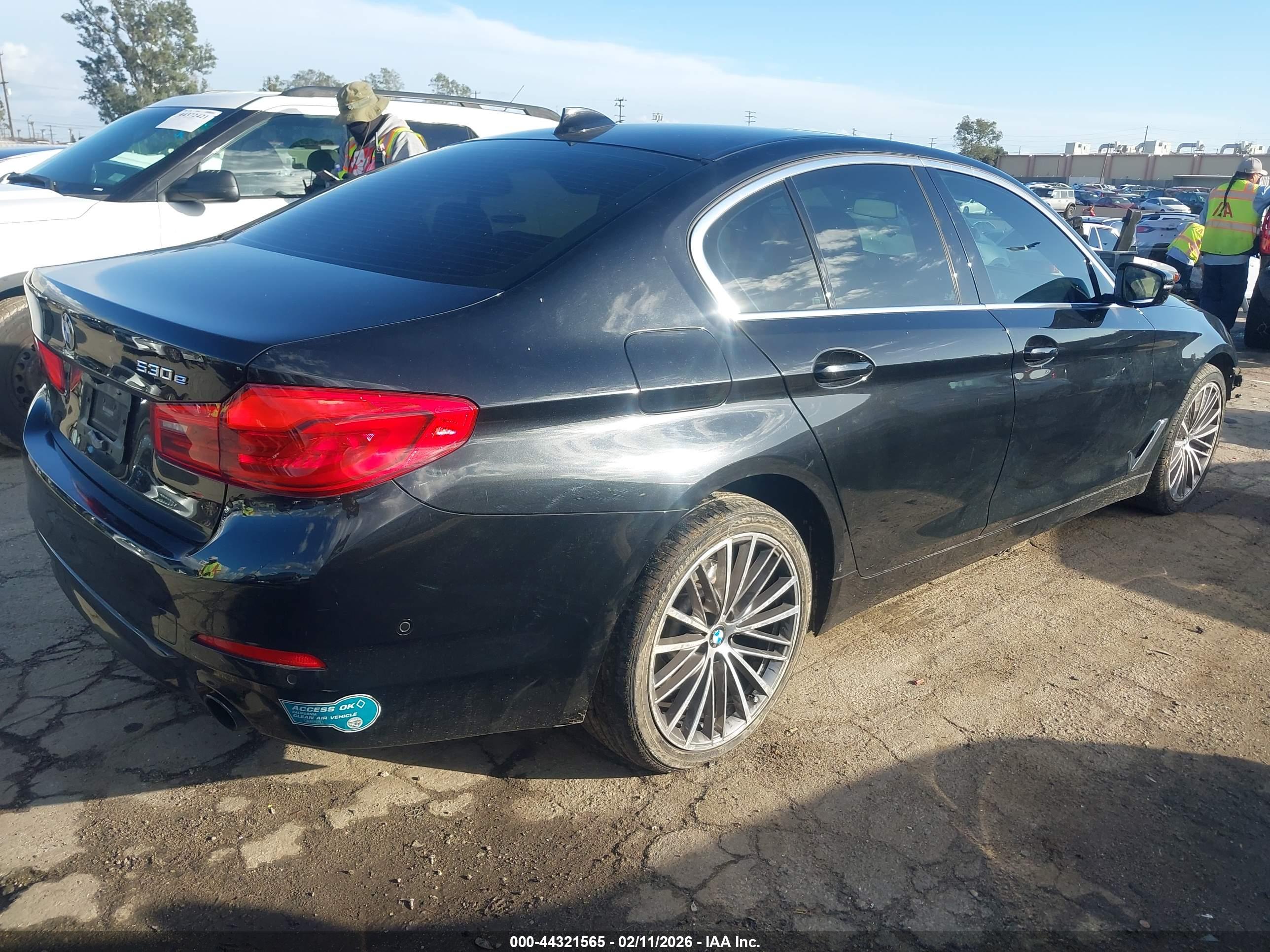 BMW 530E image 4