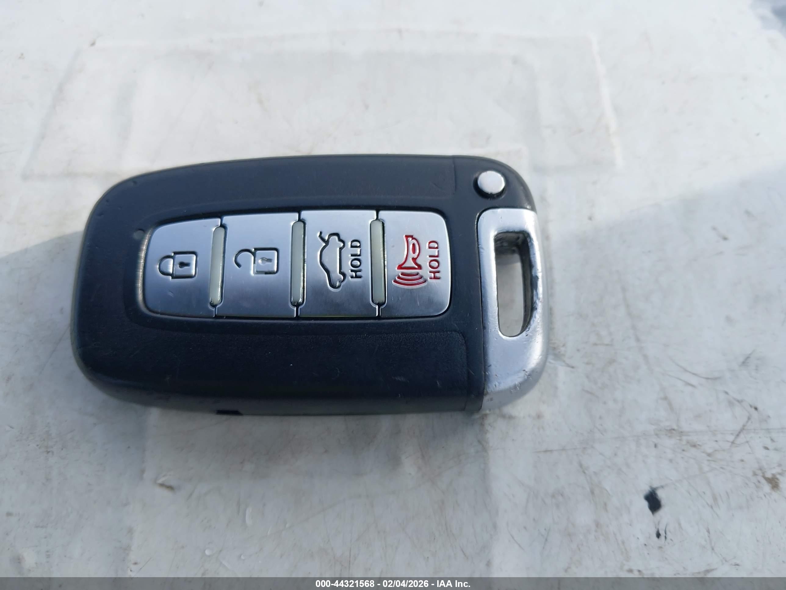 HYUNDAI SONATA image 11