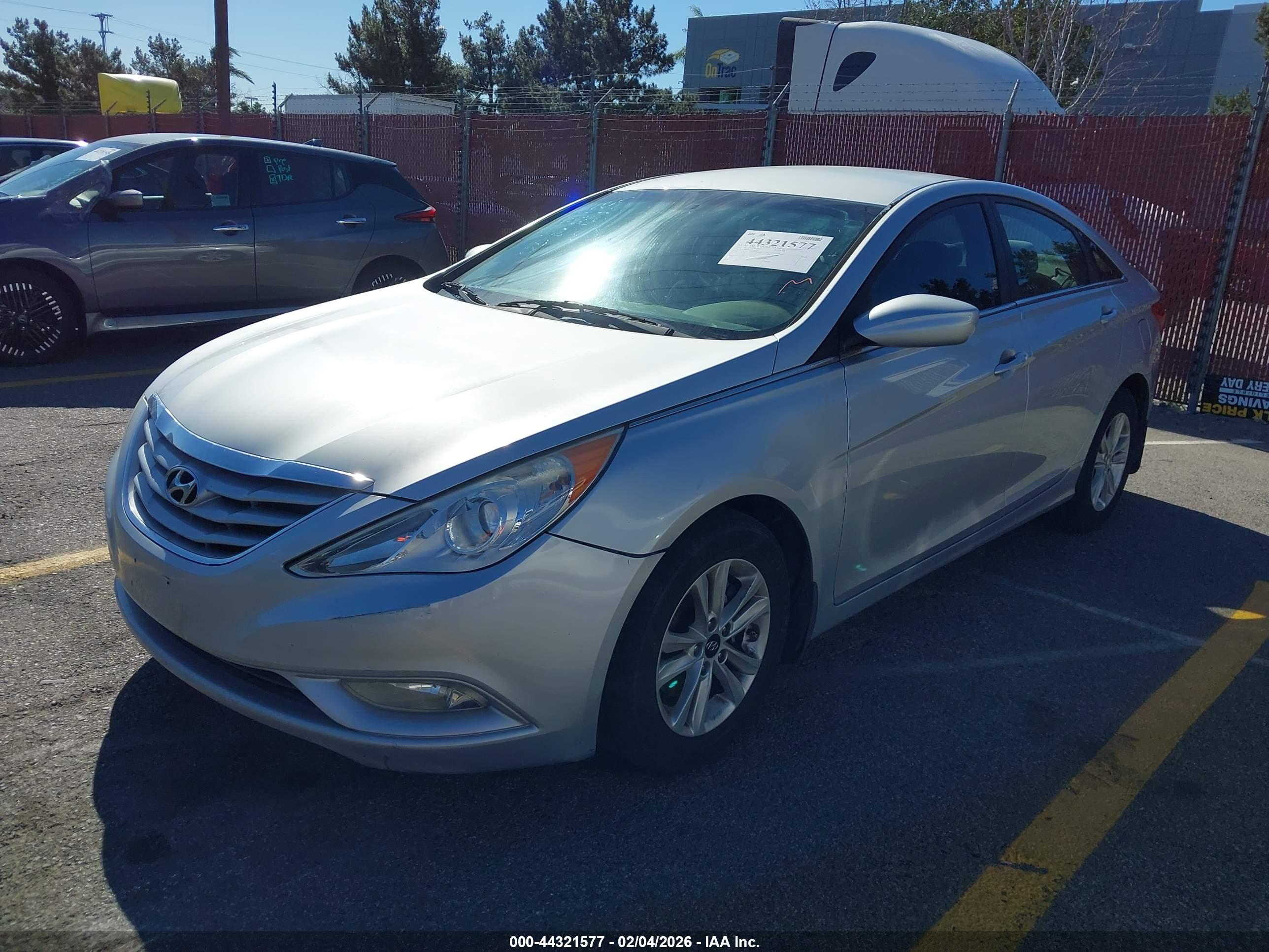 HYUNDAI SONATA image 2