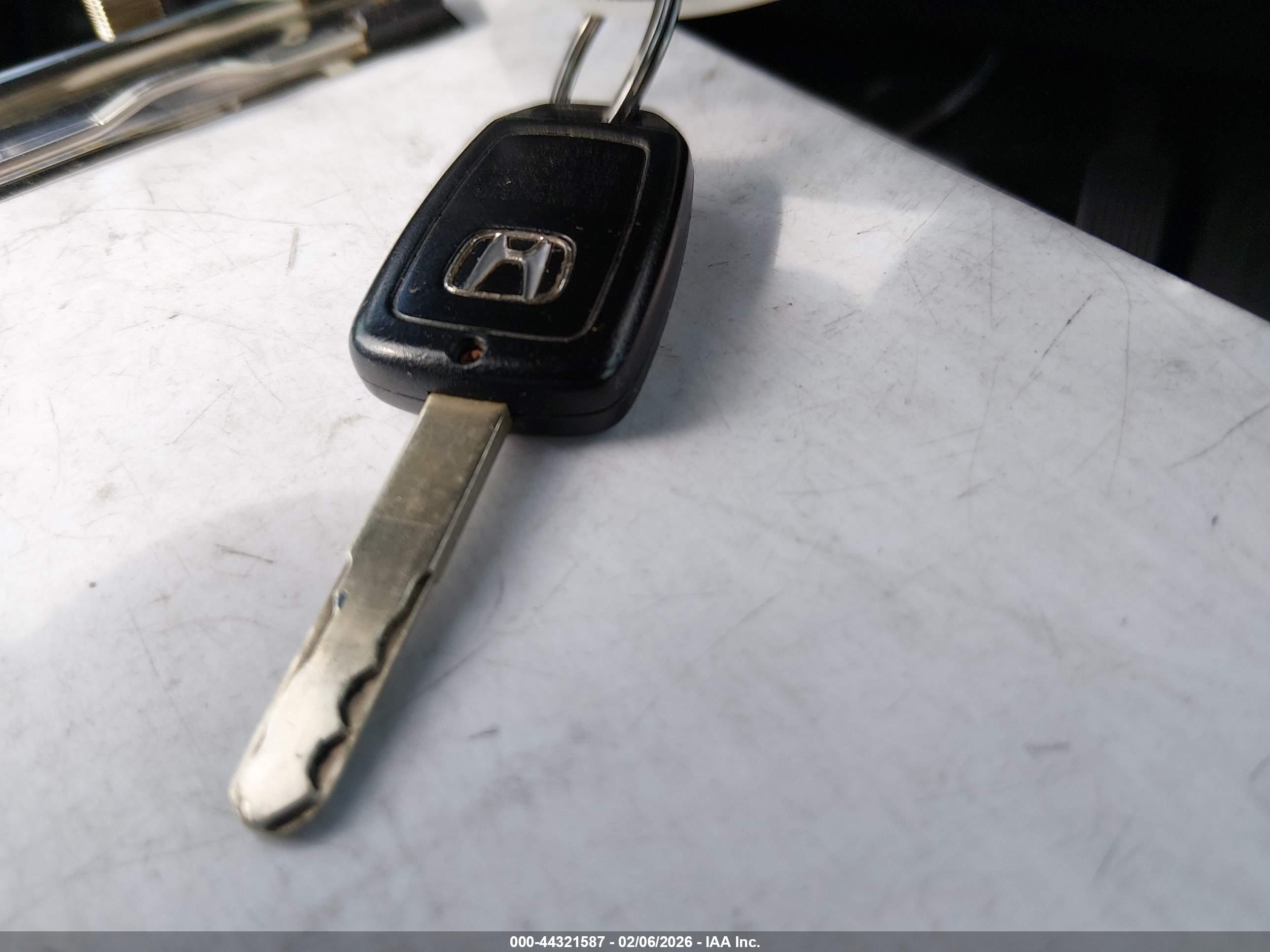 HONDA CIVIC image 11