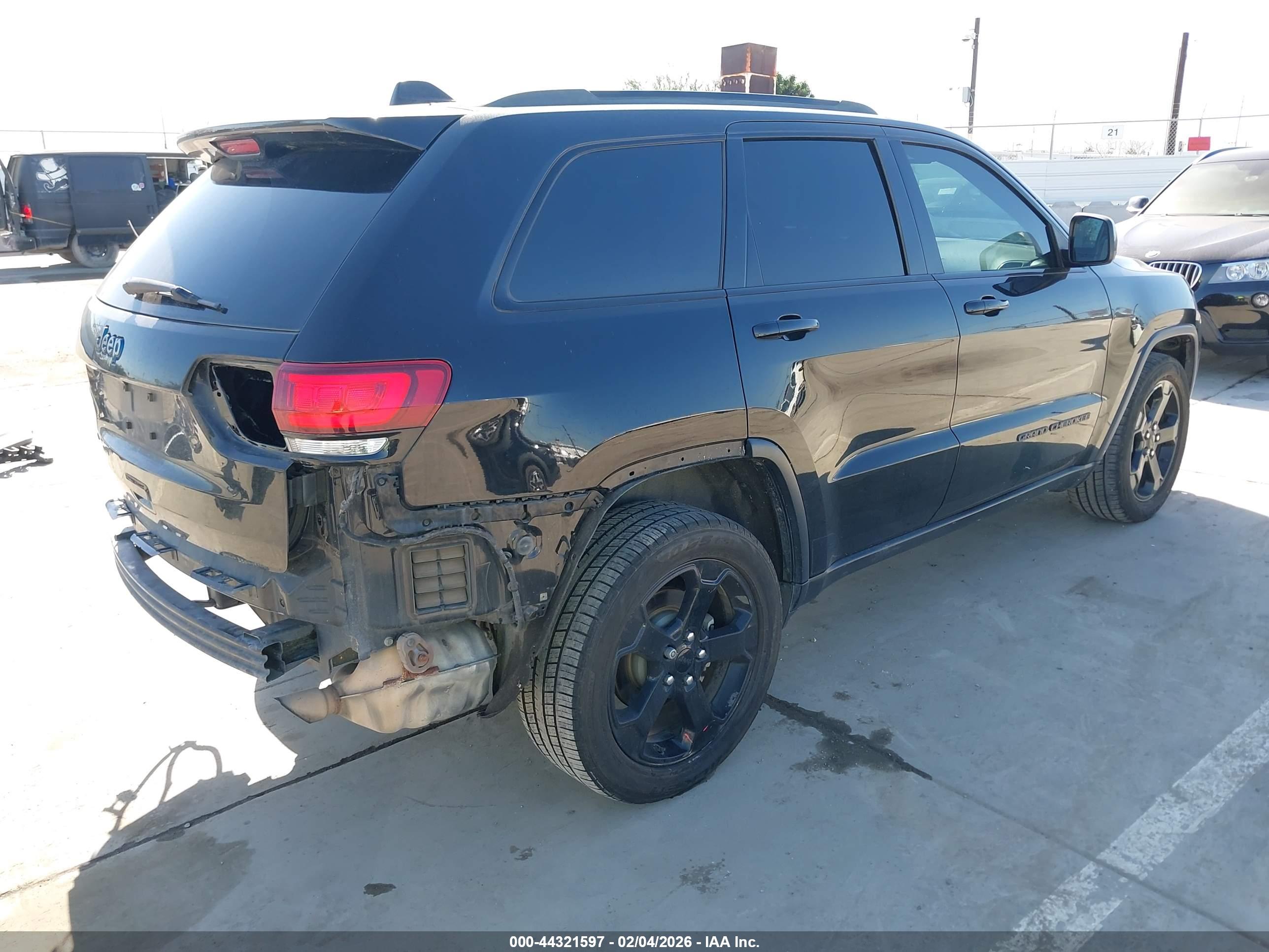 JEEP GRAND image 4