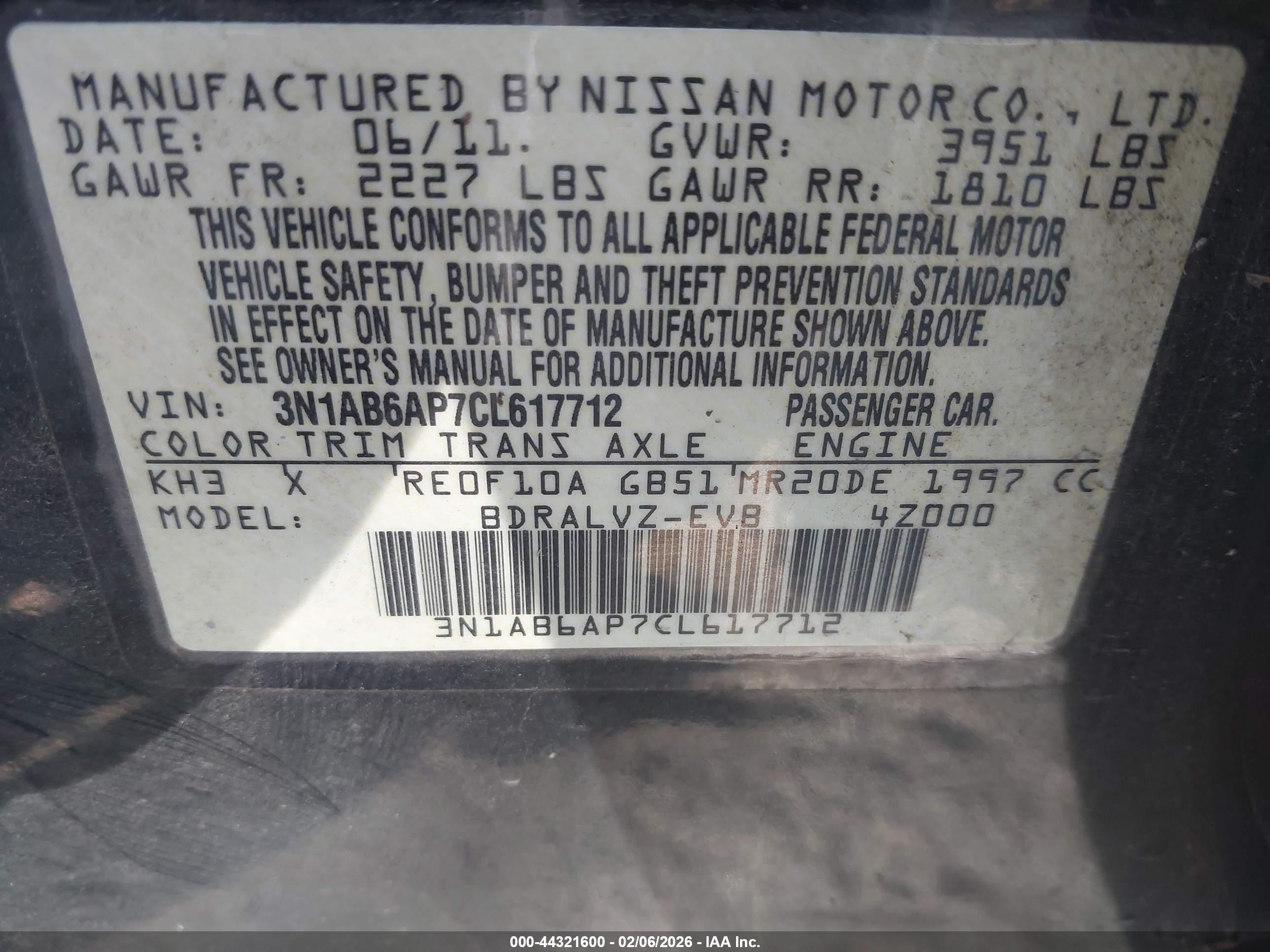 NISSAN SENTRA image 9