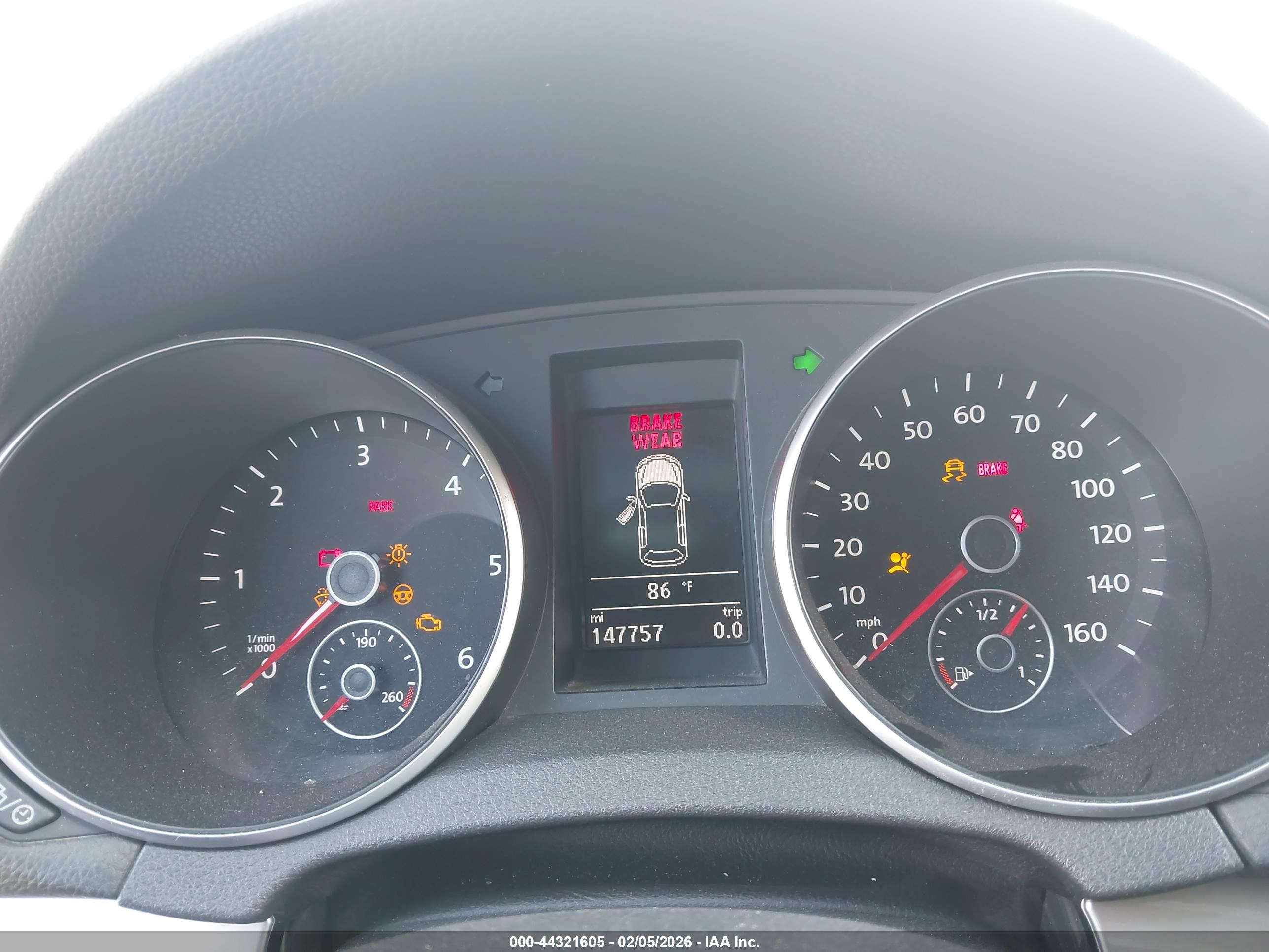 VOLKSWAGEN GOLF image 7