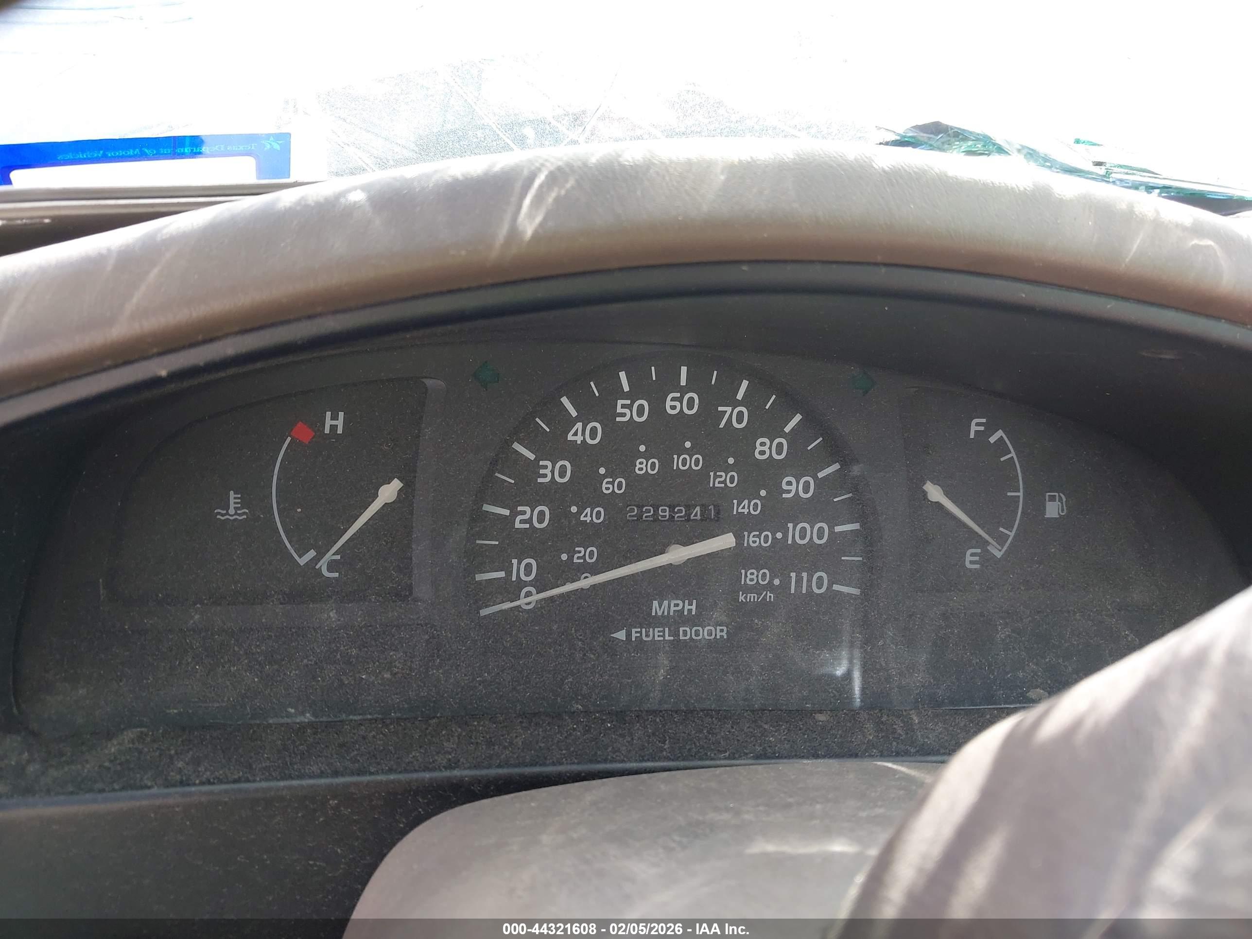 TOYOTA TACOMA image 7