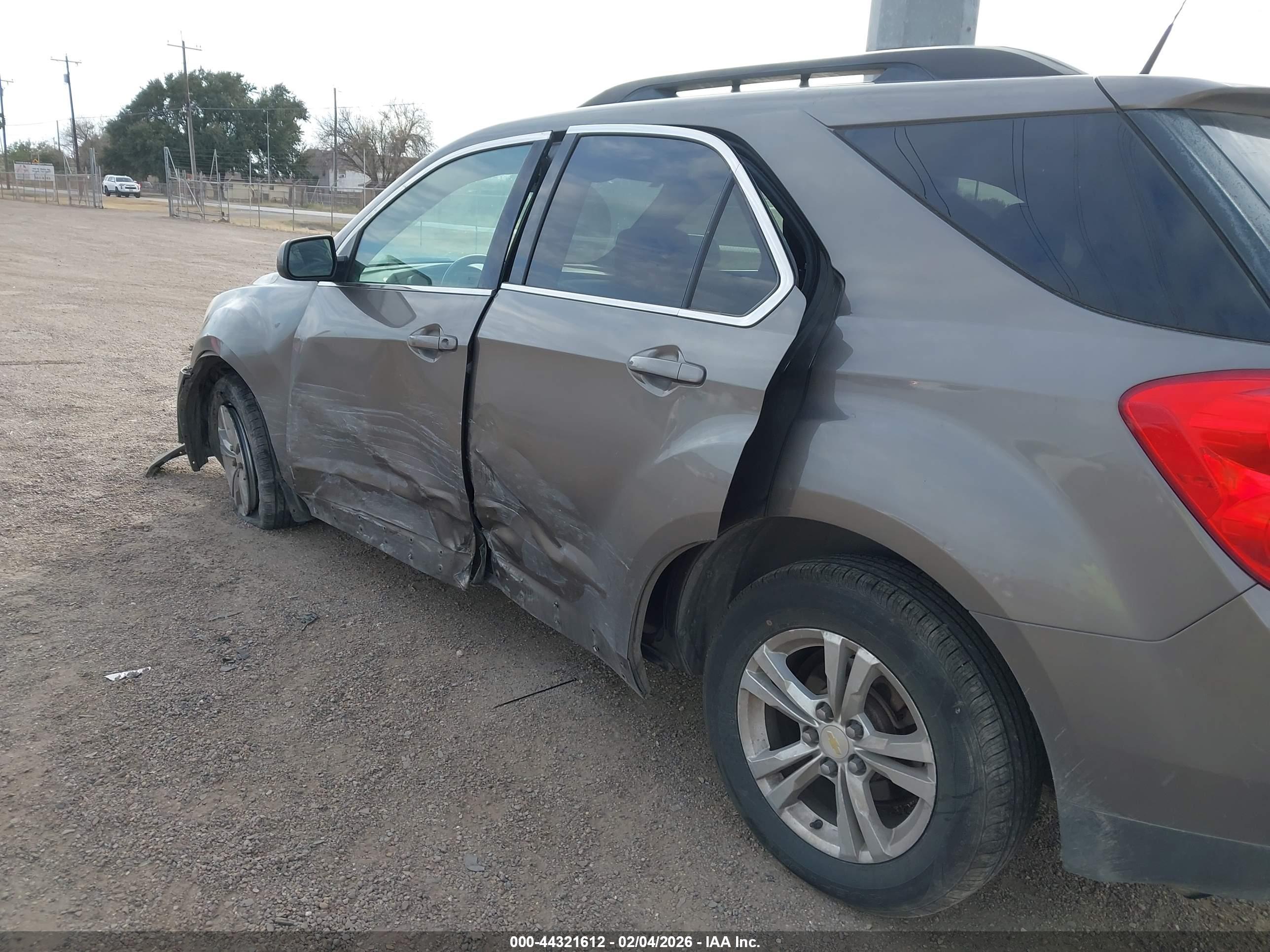 CHEVROLET EQUINOX image 6