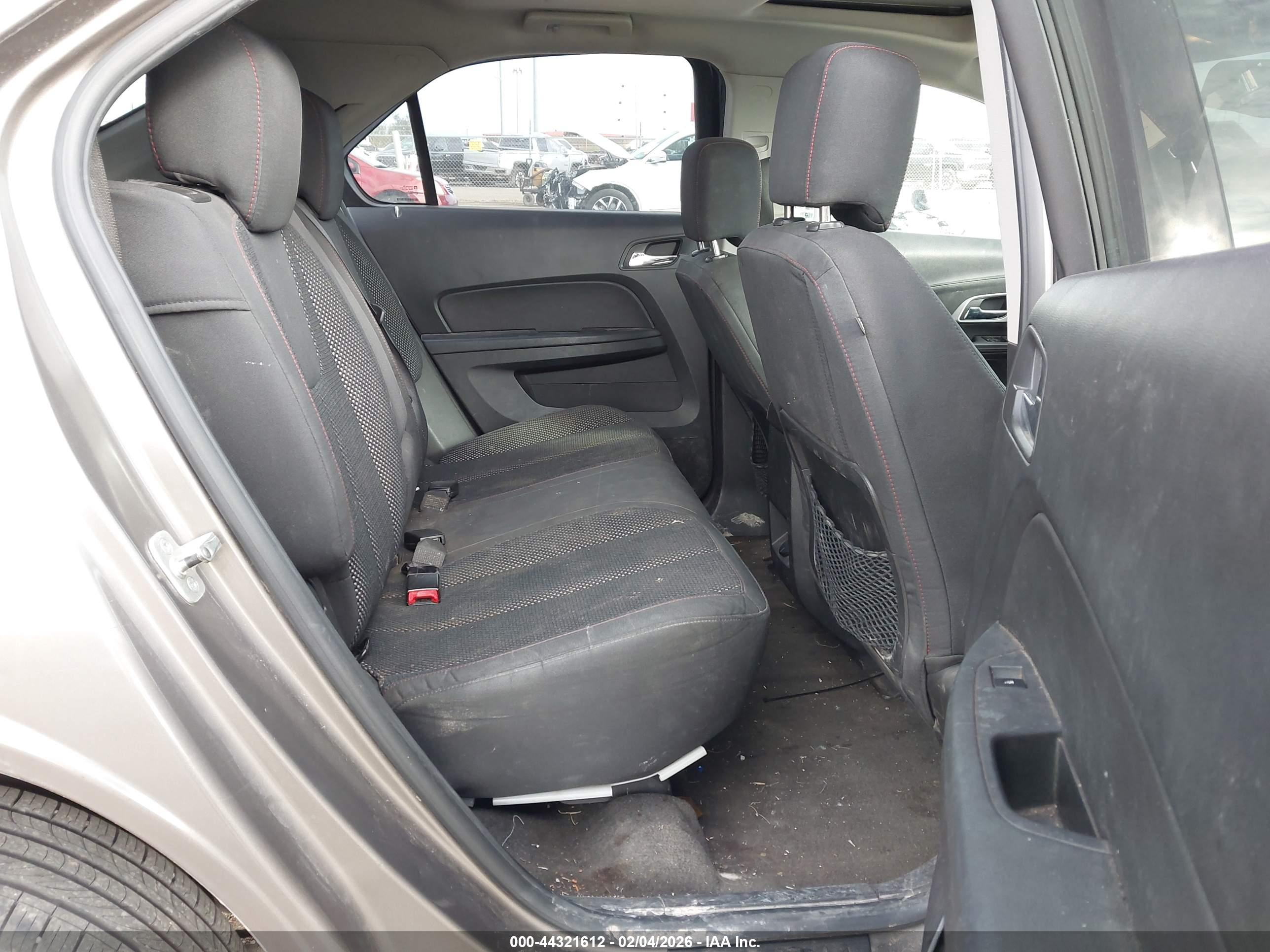 CHEVROLET EQUINOX image 8