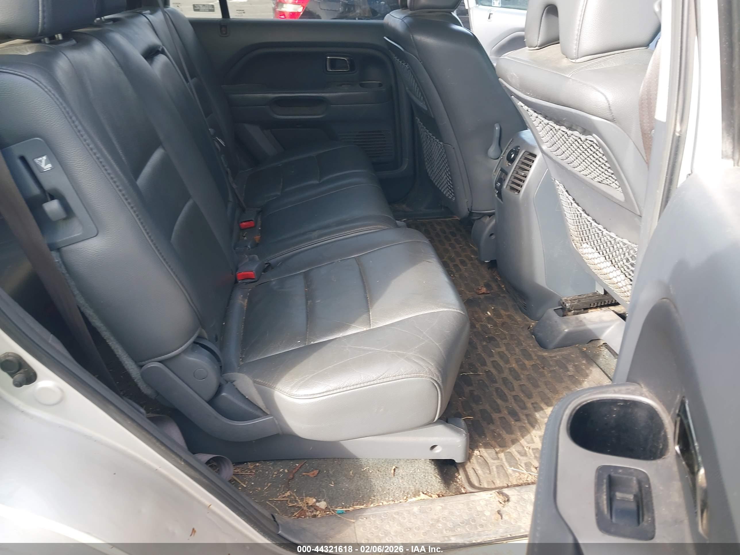 HONDA PILOT image 8