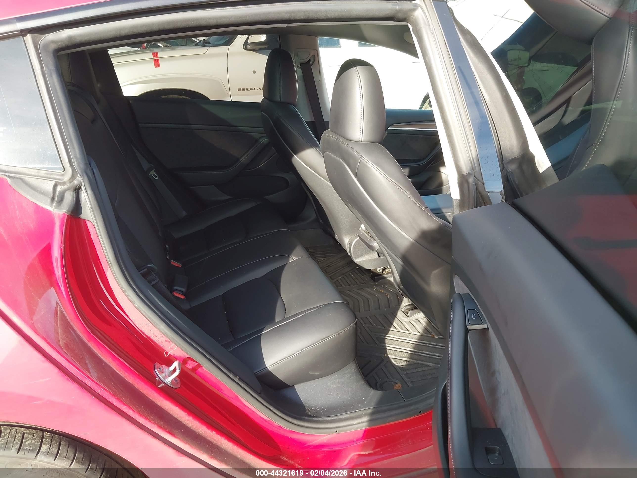 TESLA MODEL image 8