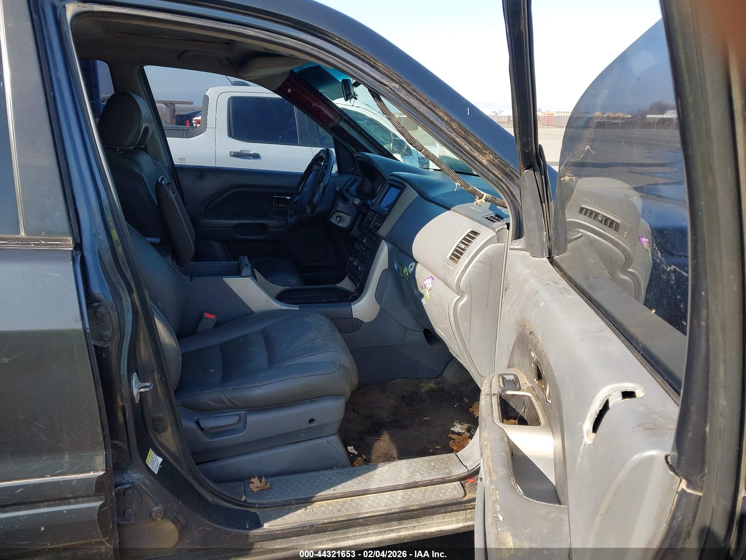 HONDA PILOT image 5