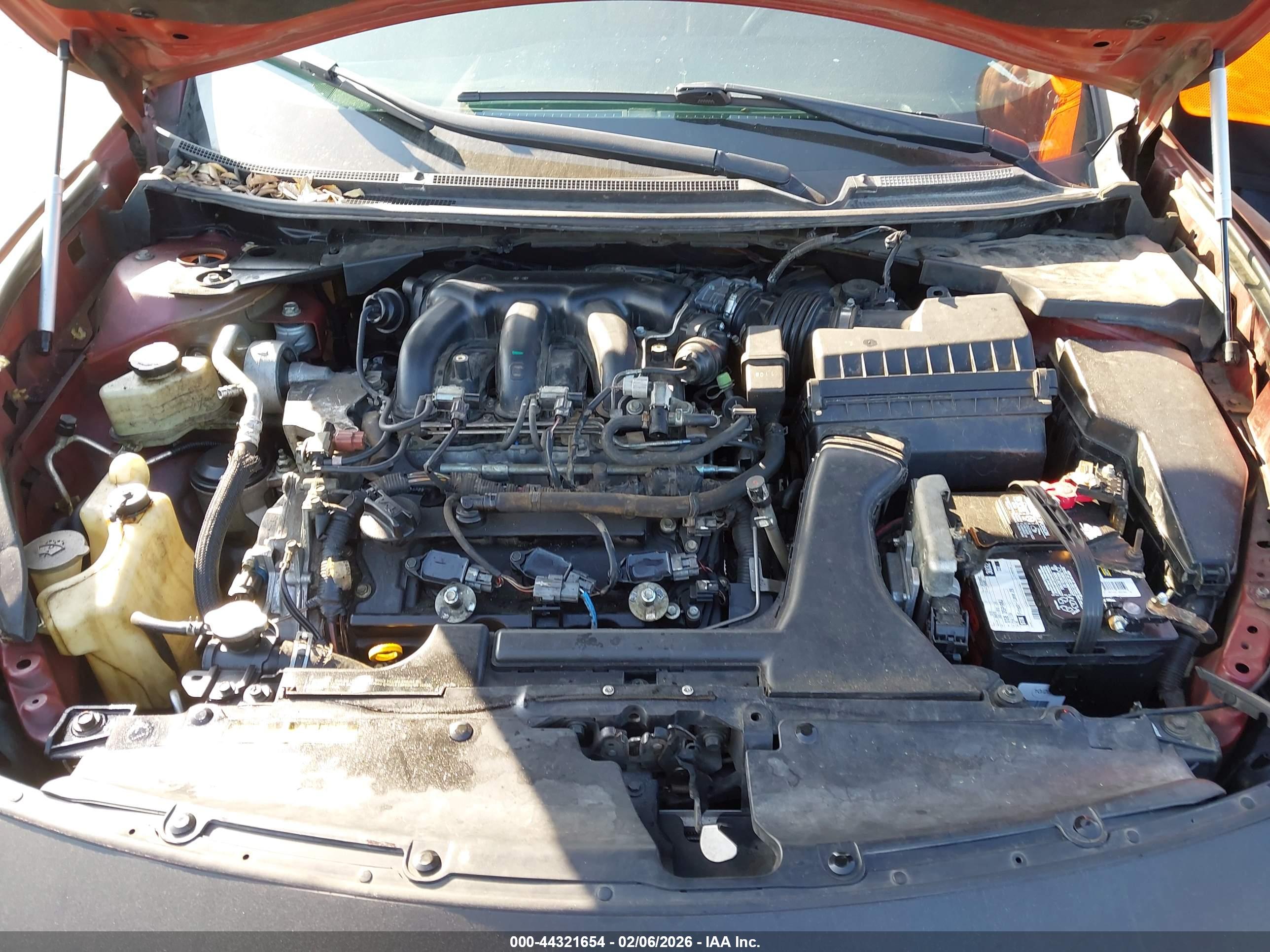 NISSAN MAXIMA image 10