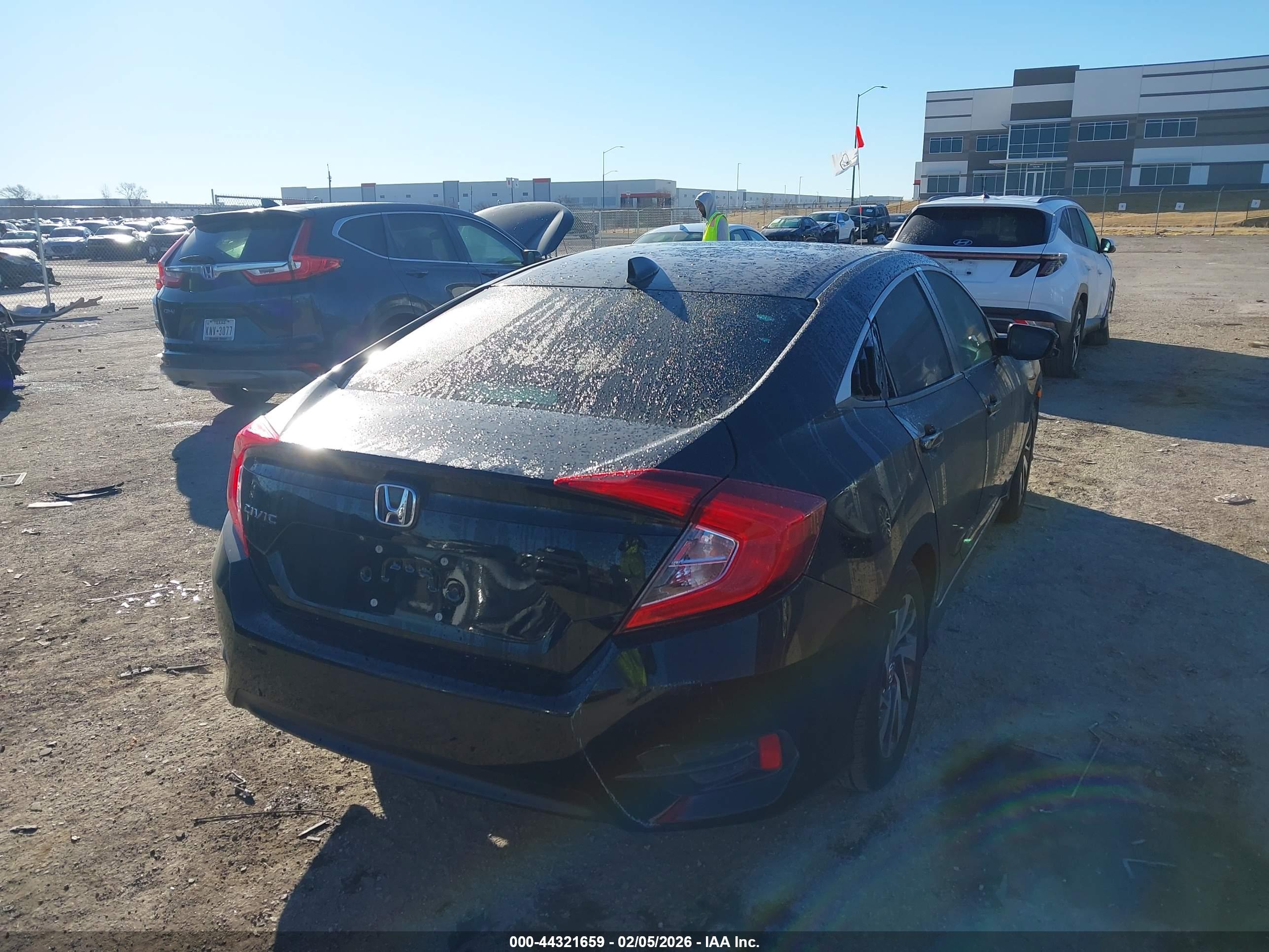 HONDA CIVIC image 4