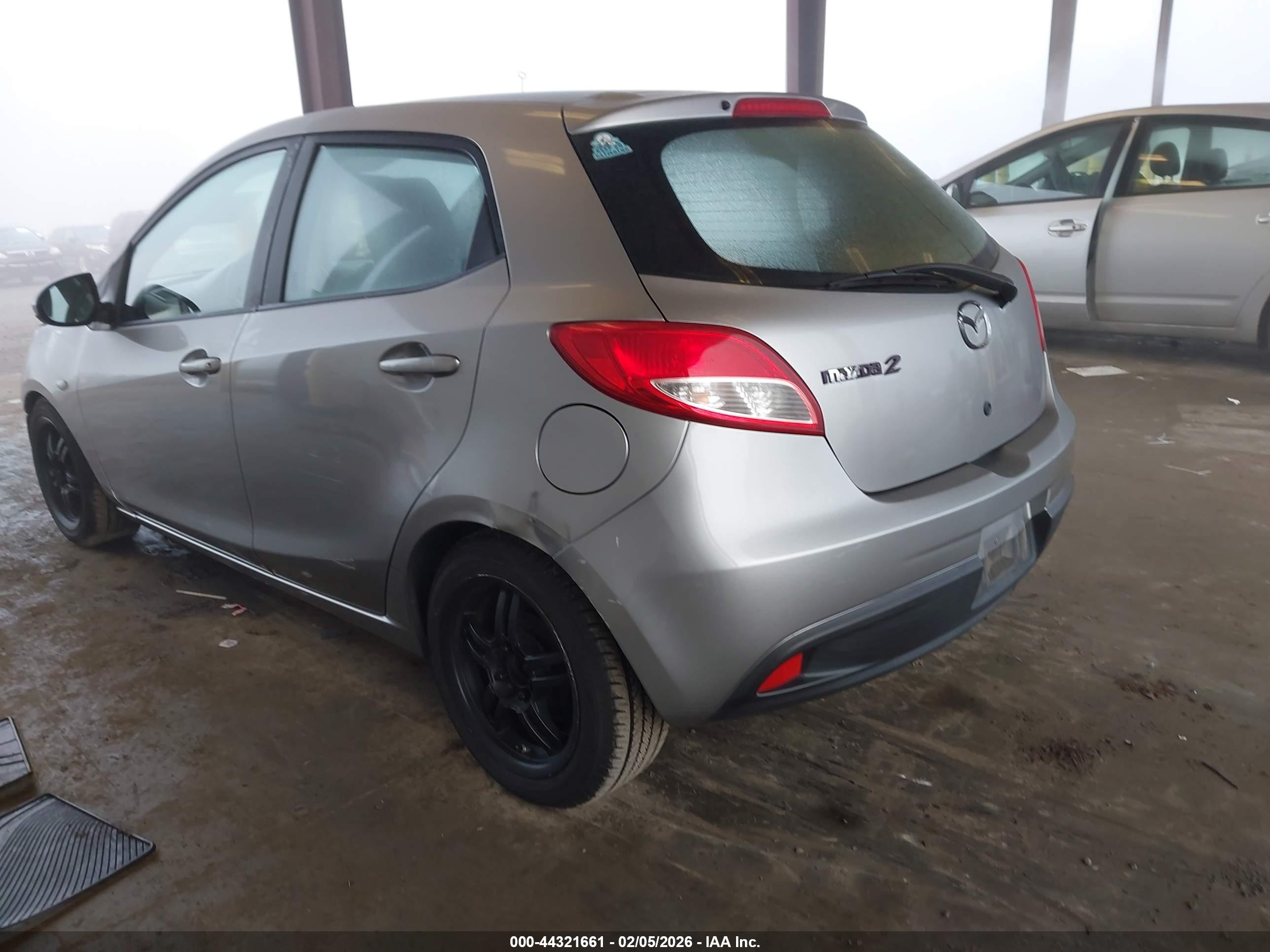 MAZDA MAZDA2 image 3