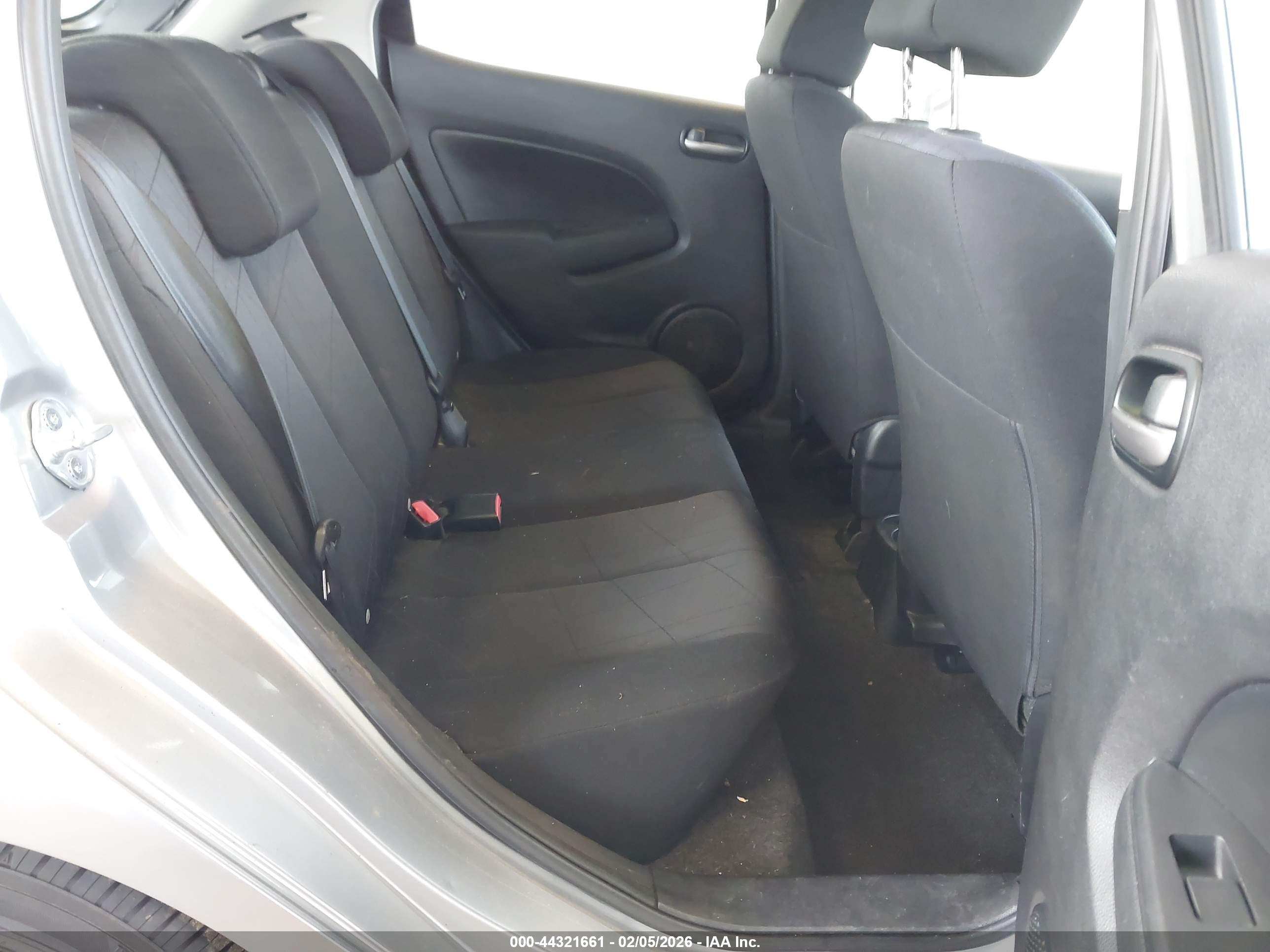 MAZDA MAZDA2 image 8