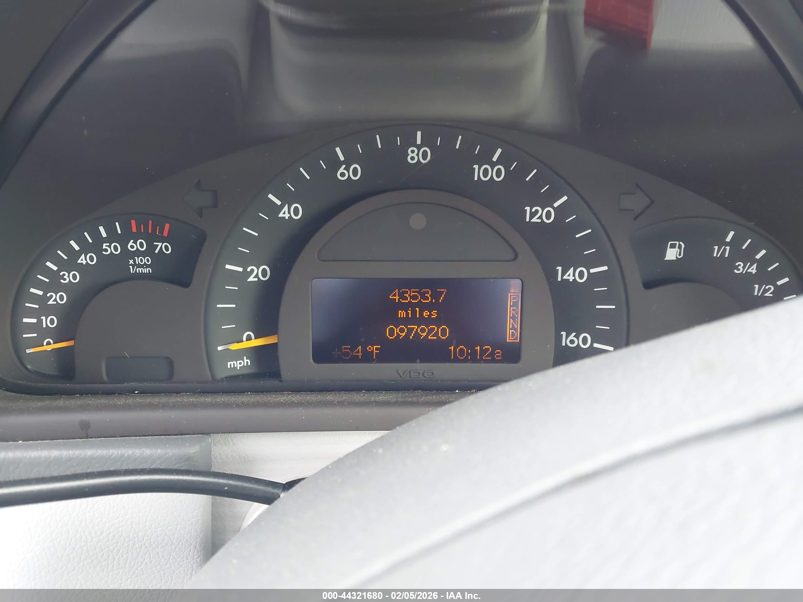 MERCEDES-BENZ C image 7