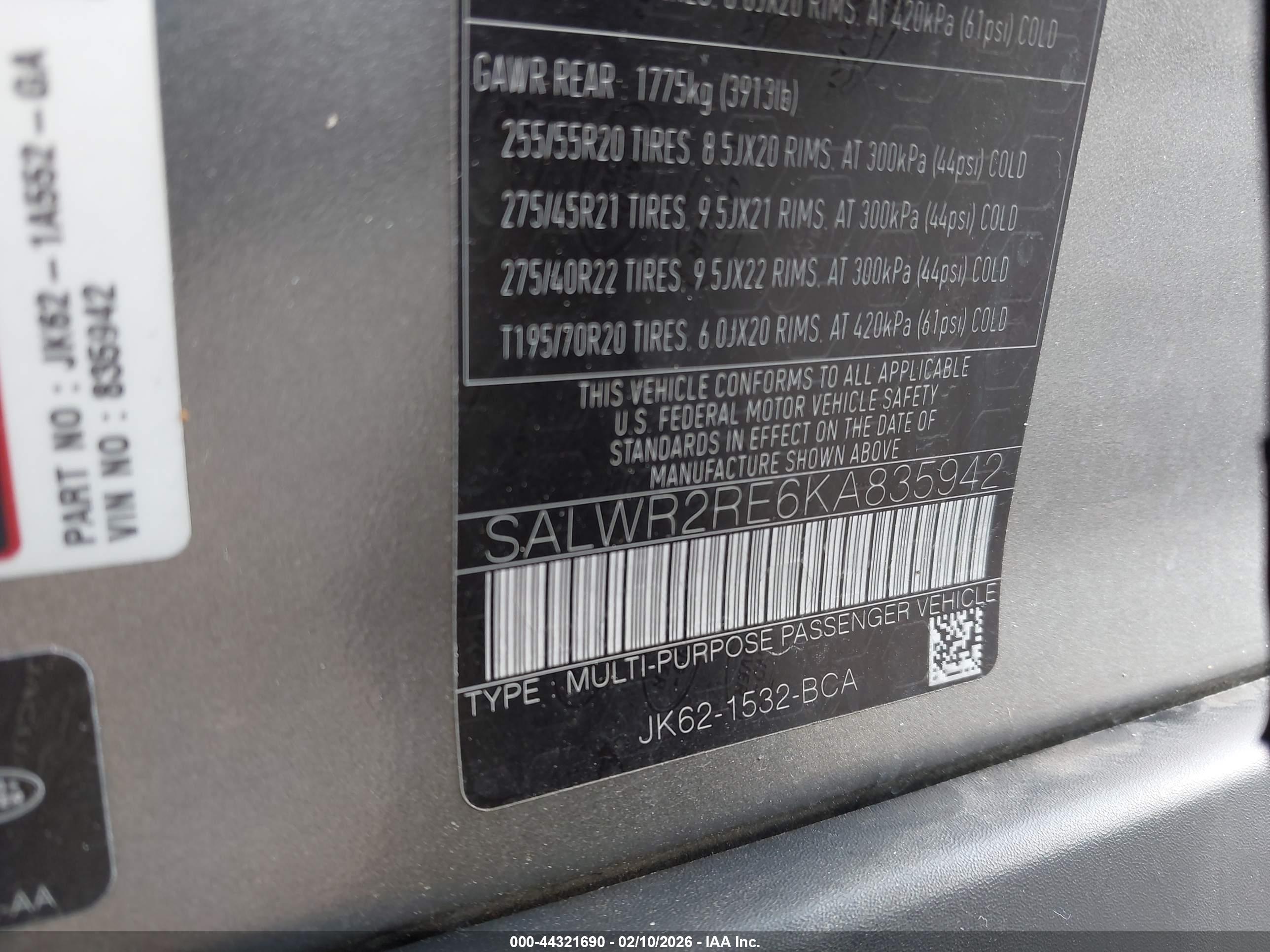 LAND ROVER image 9