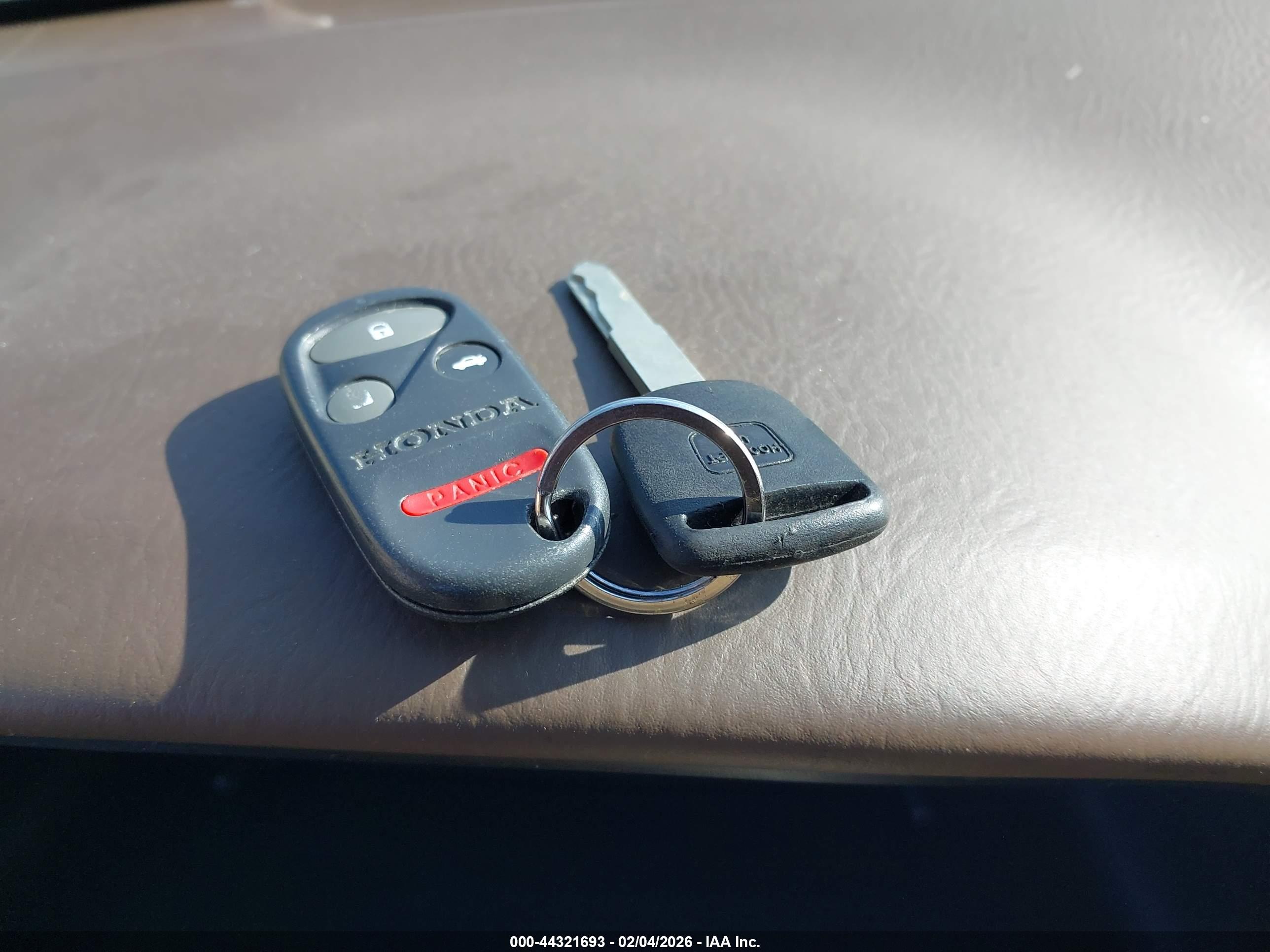 HONDA CR-V image 11