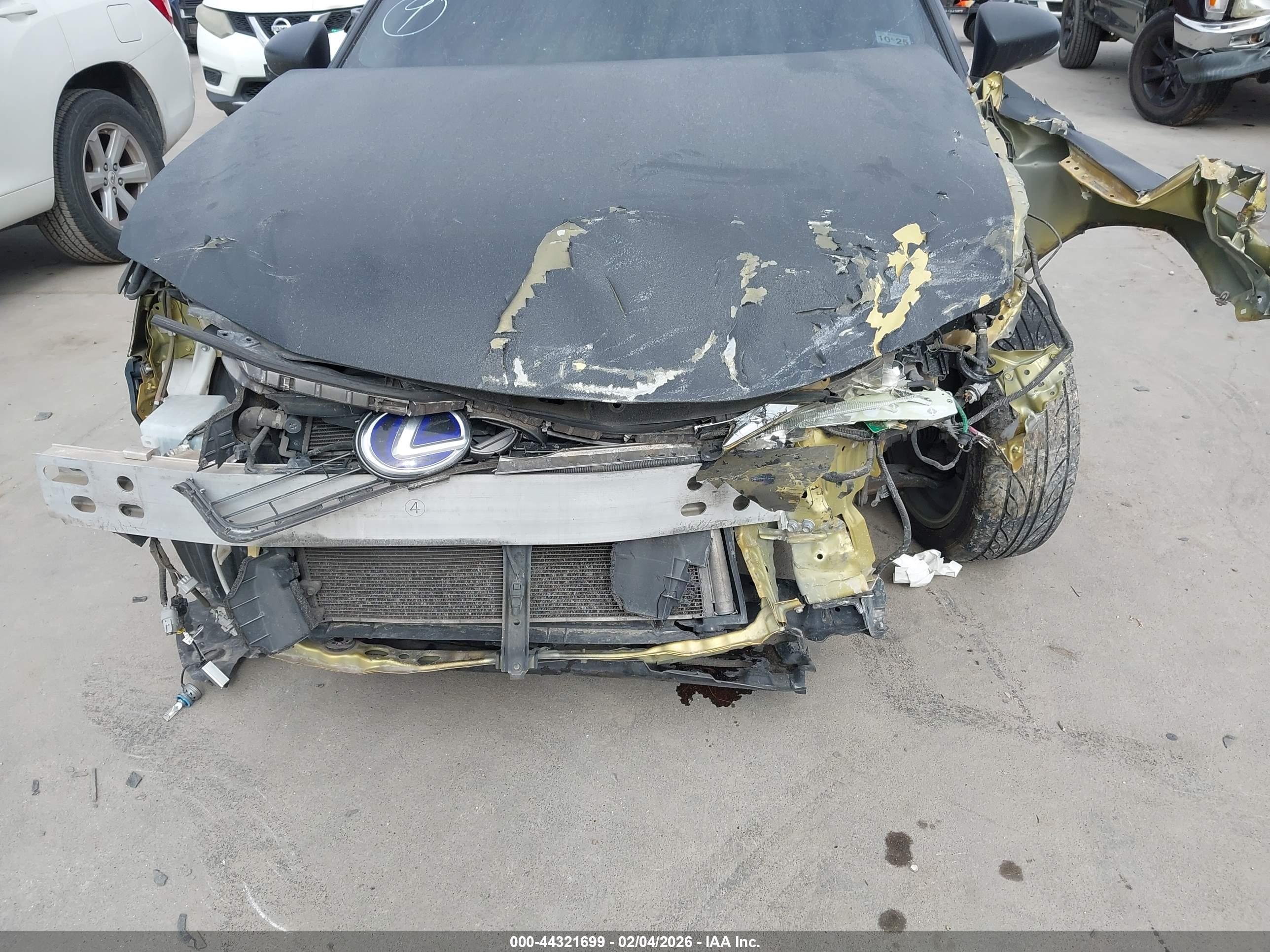 LEXUS CT image 6