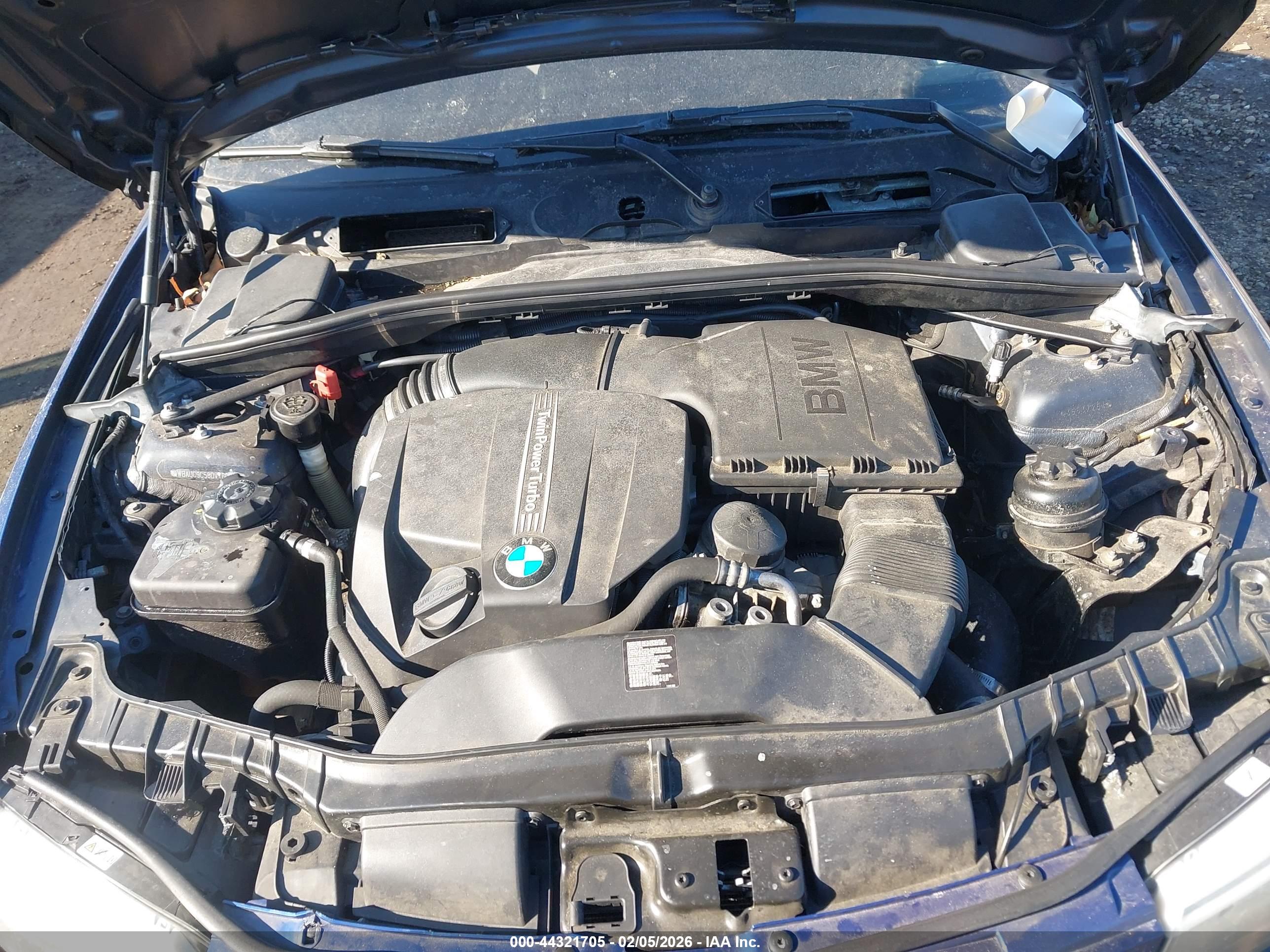 BMW 135I image 10