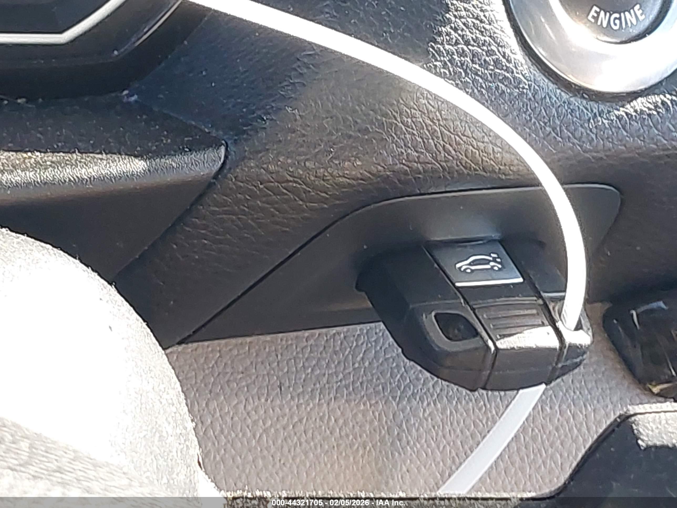 BMW 135I image 11