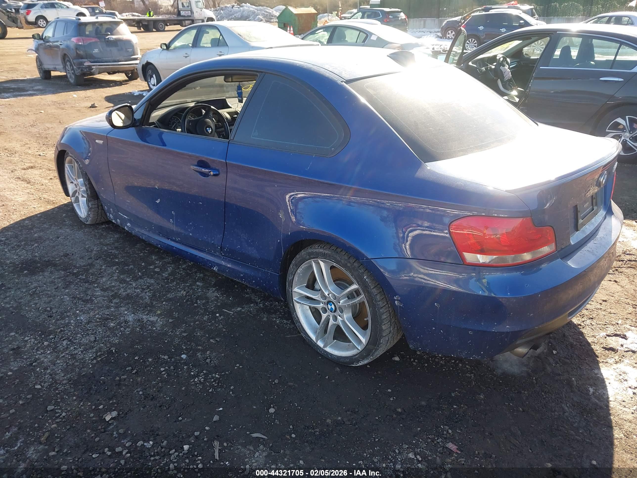 BMW 135I image 3