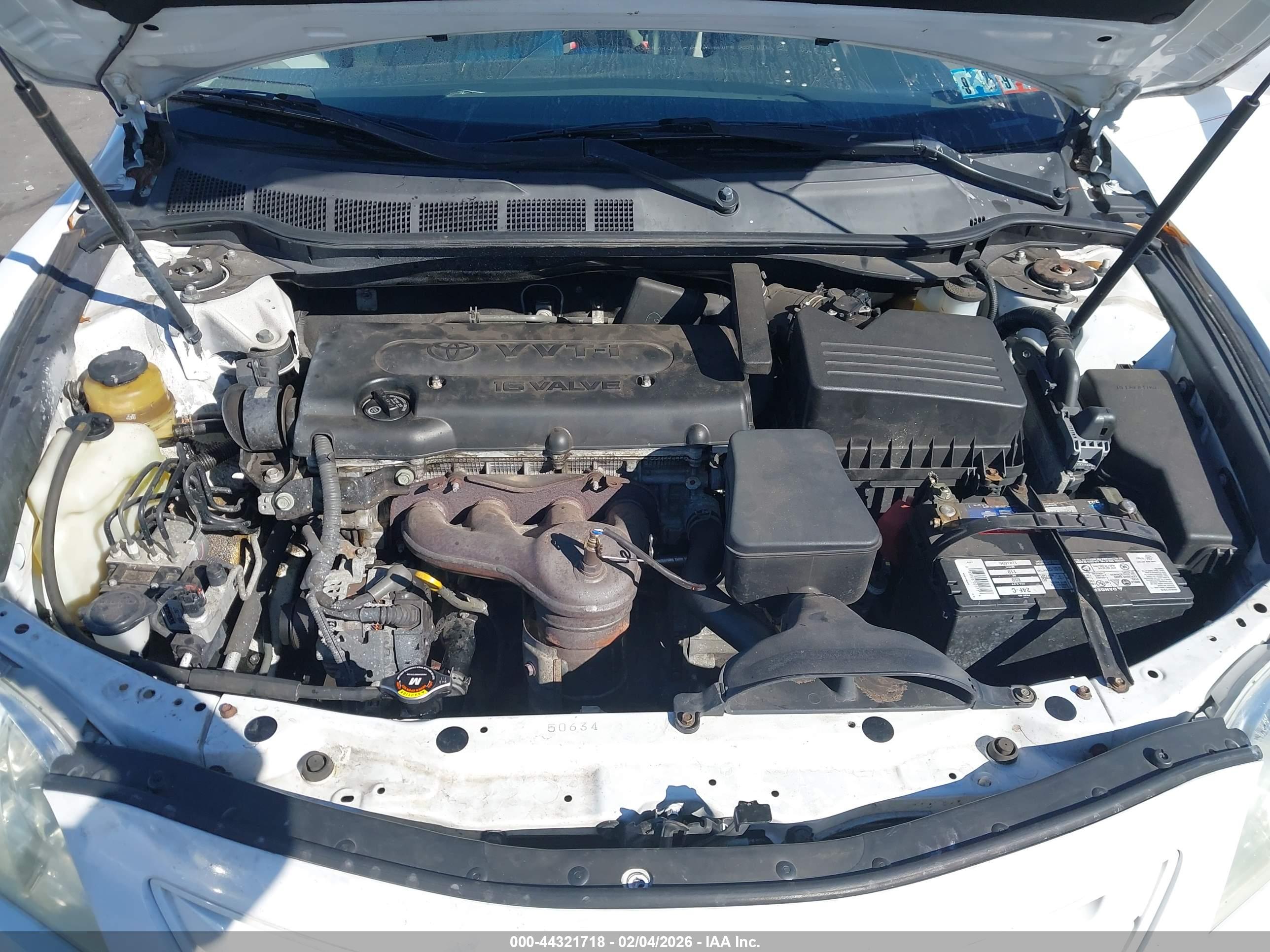 TOYOTA CAMRY image 10