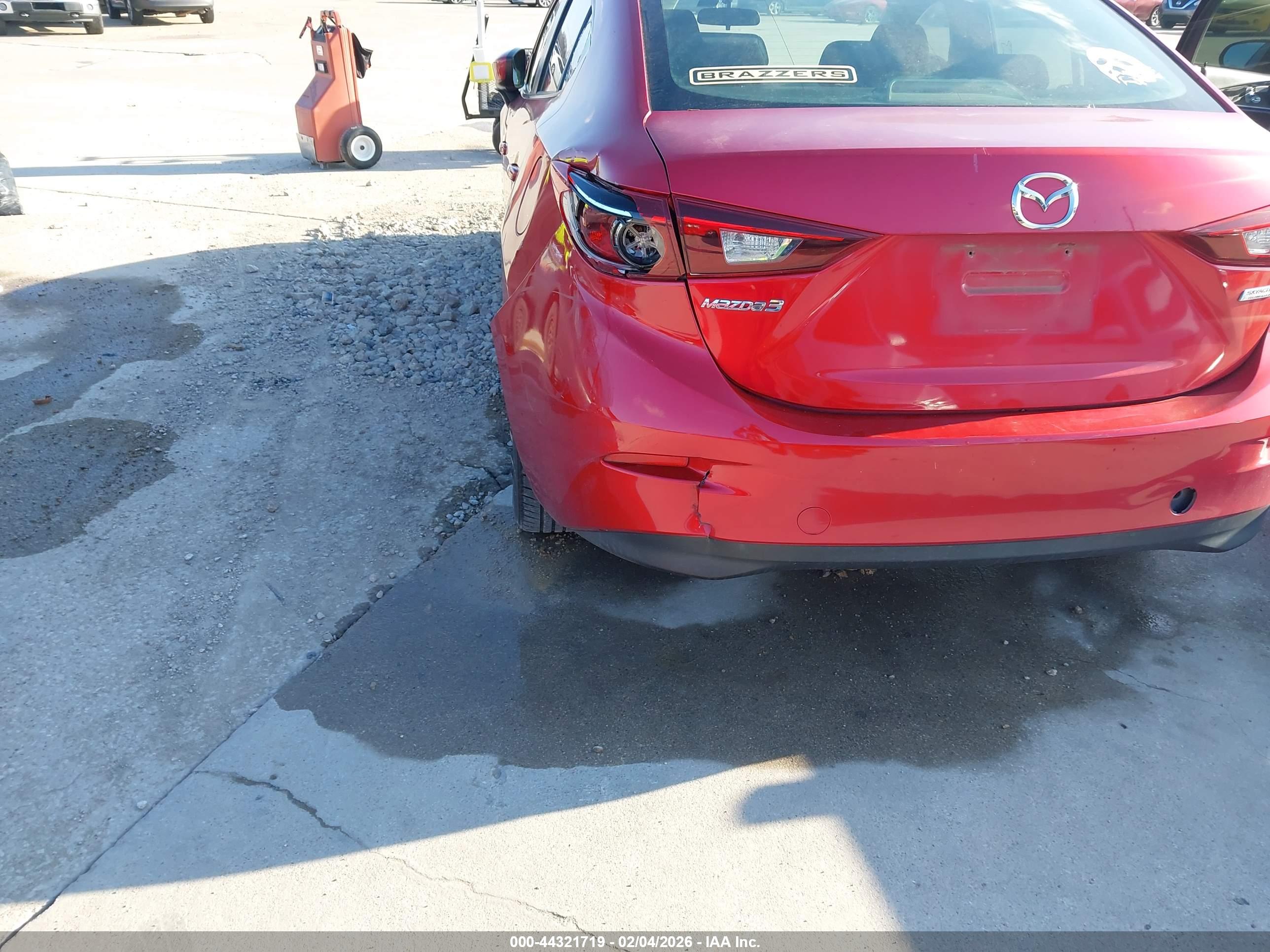 MAZDA MAZDA3 image 6