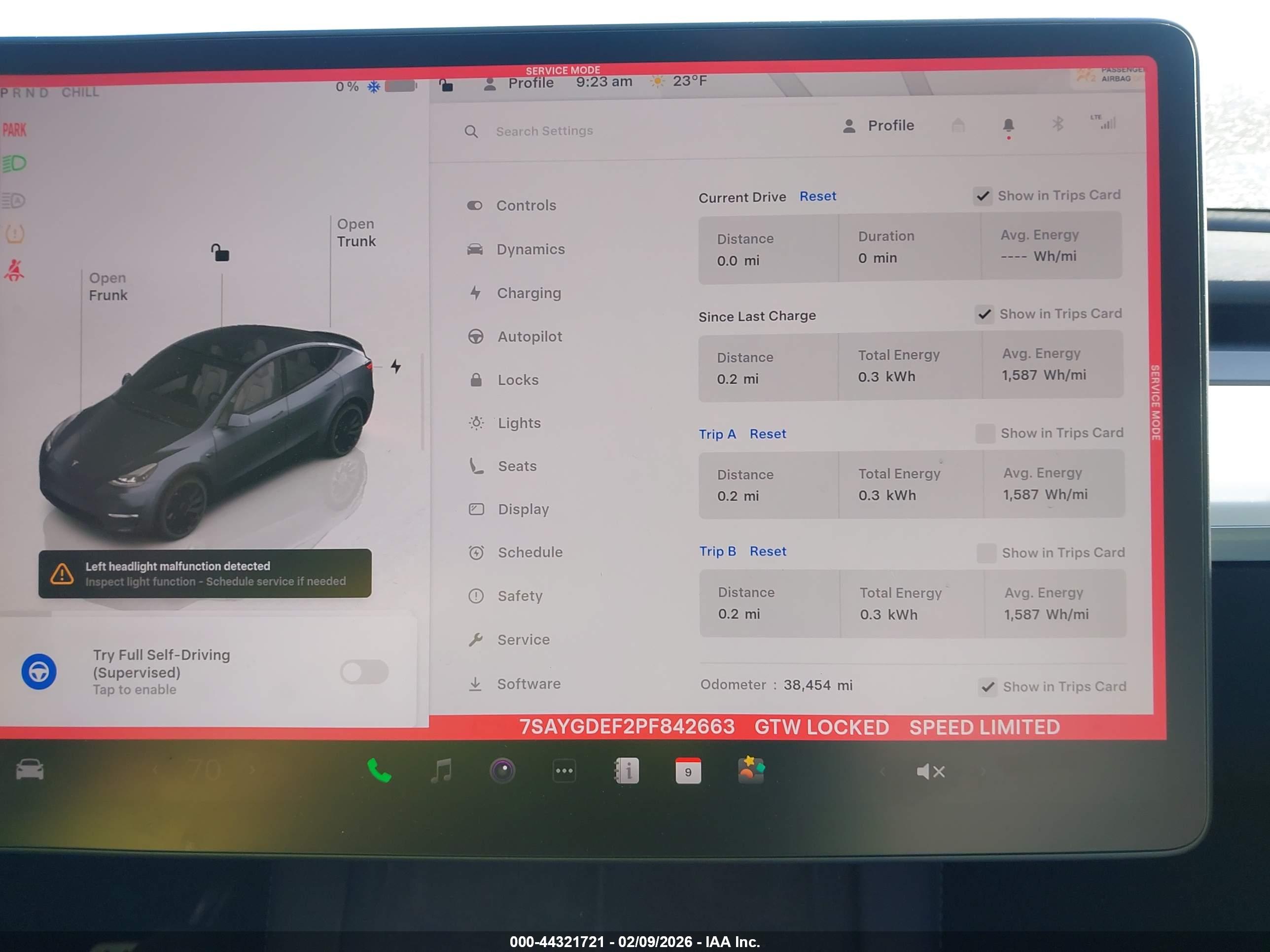TESLA MODEL image 7