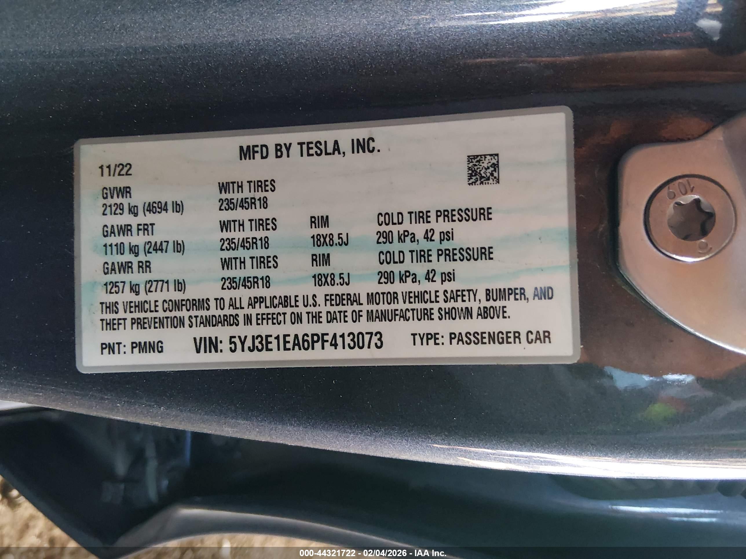 TESLA MODEL image 9